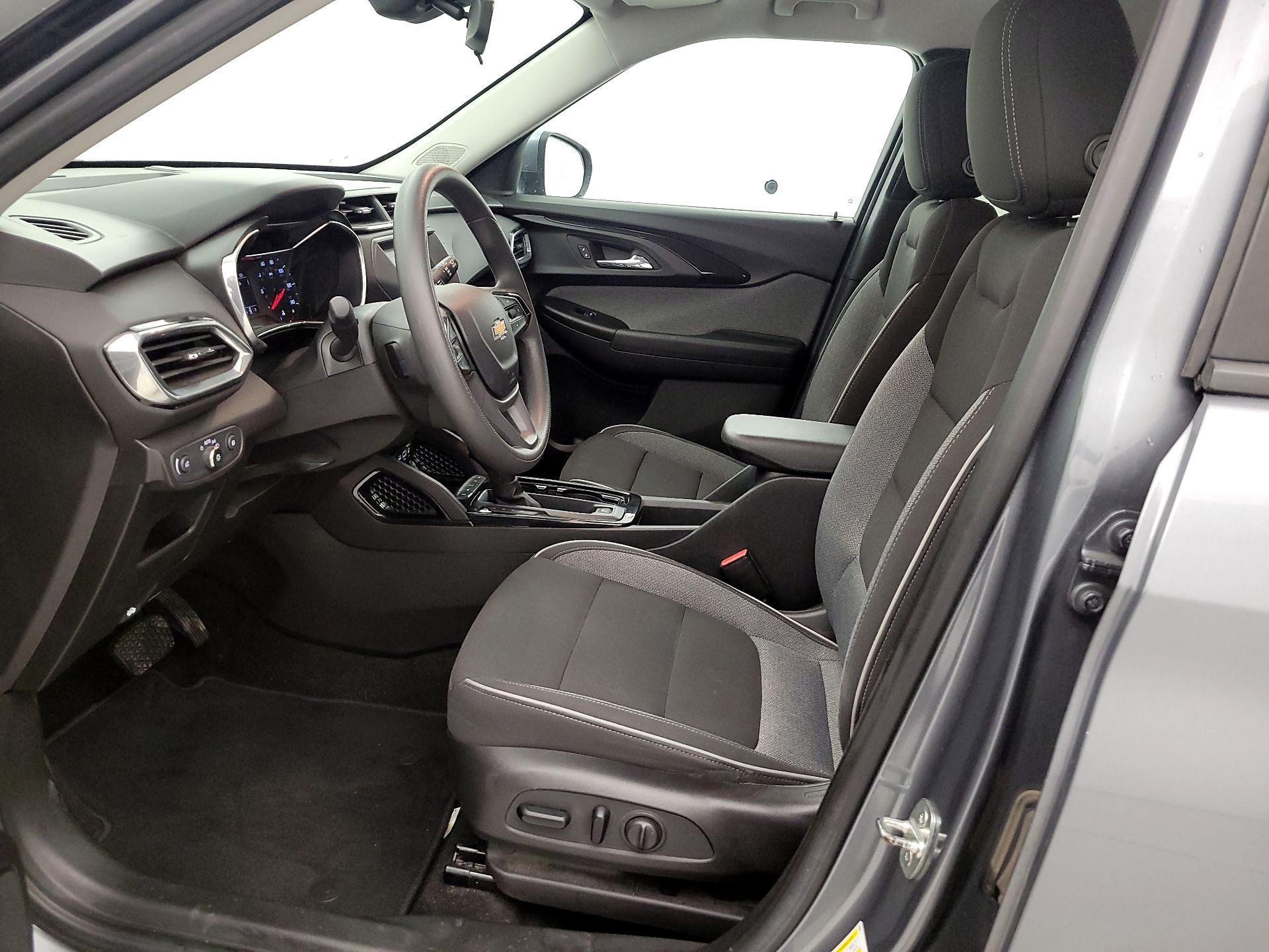 Thumbnail: 2022 Chevrolet TrailBlazer - 11