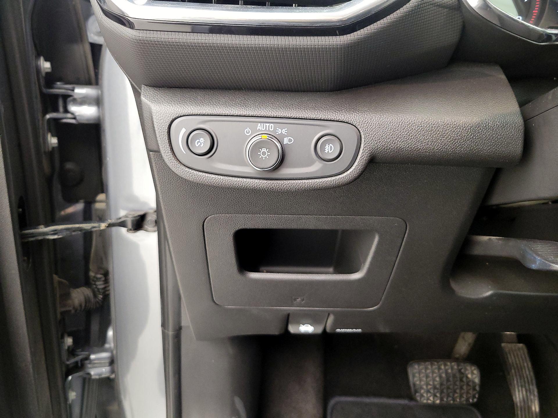 Thumbnail: 2022 Chevrolet TrailBlazer - 13