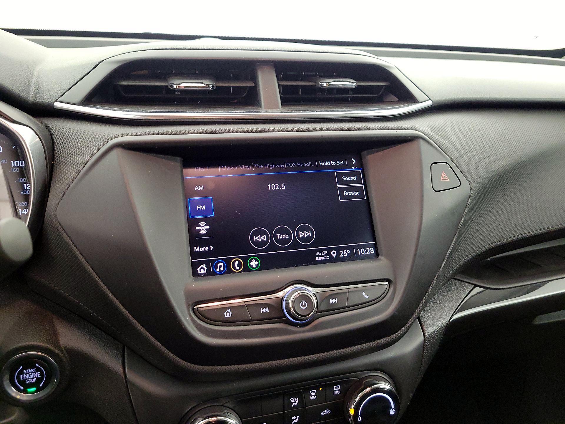 Thumbnail: 2022 Chevrolet TrailBlazer - 16