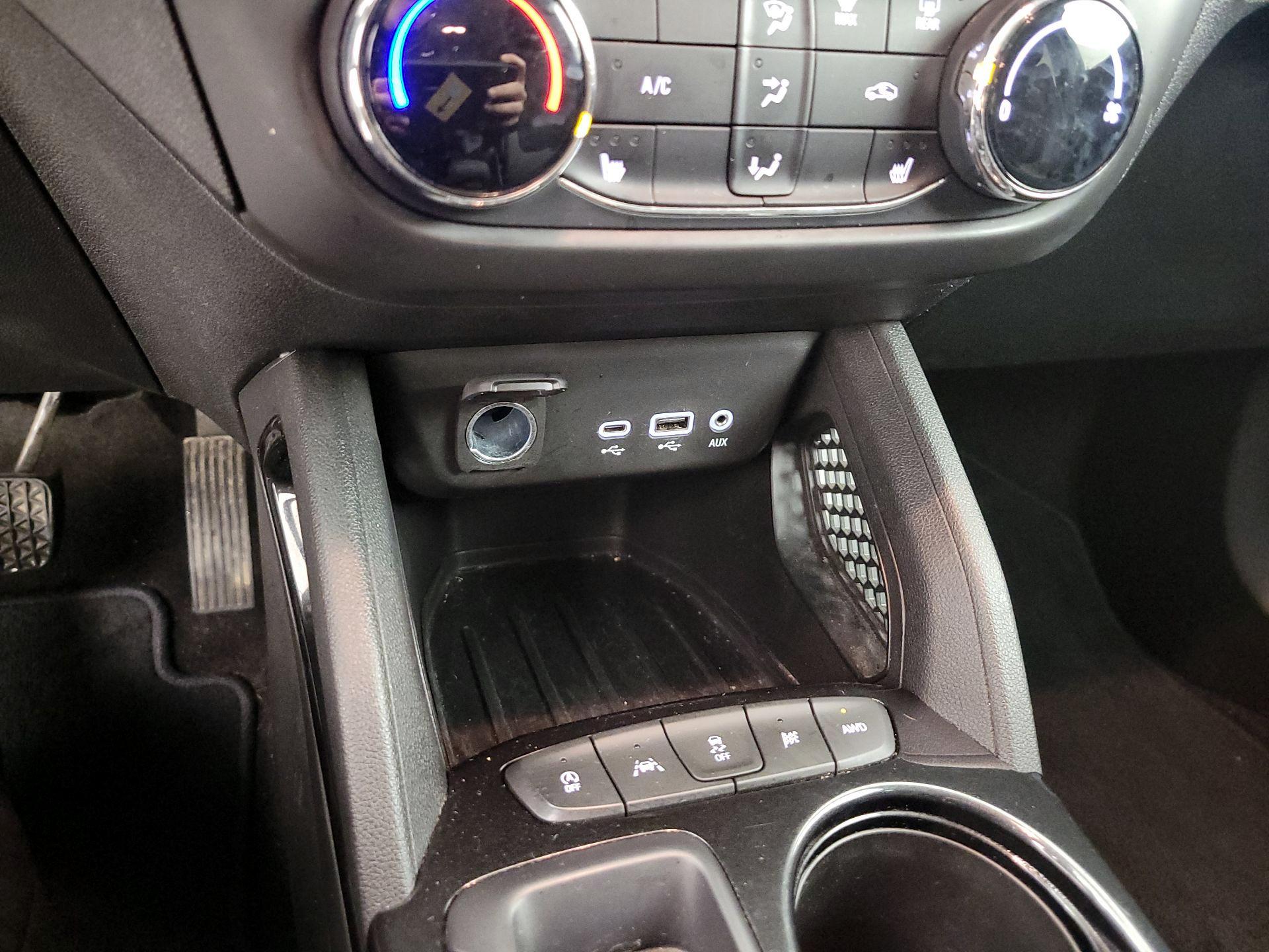 Thumbnail: 2022 Chevrolet TrailBlazer - 19