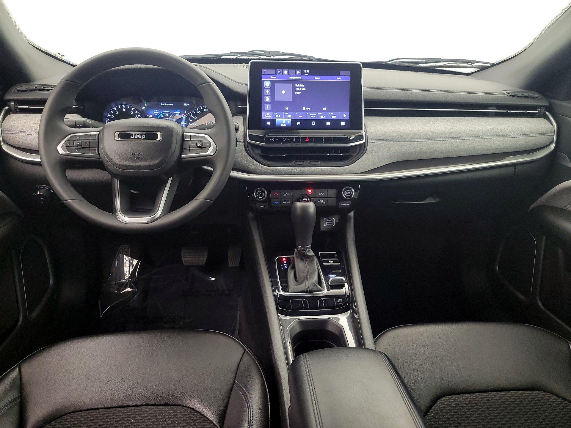 Thumbnail: 2023 Jeep Compass - 9