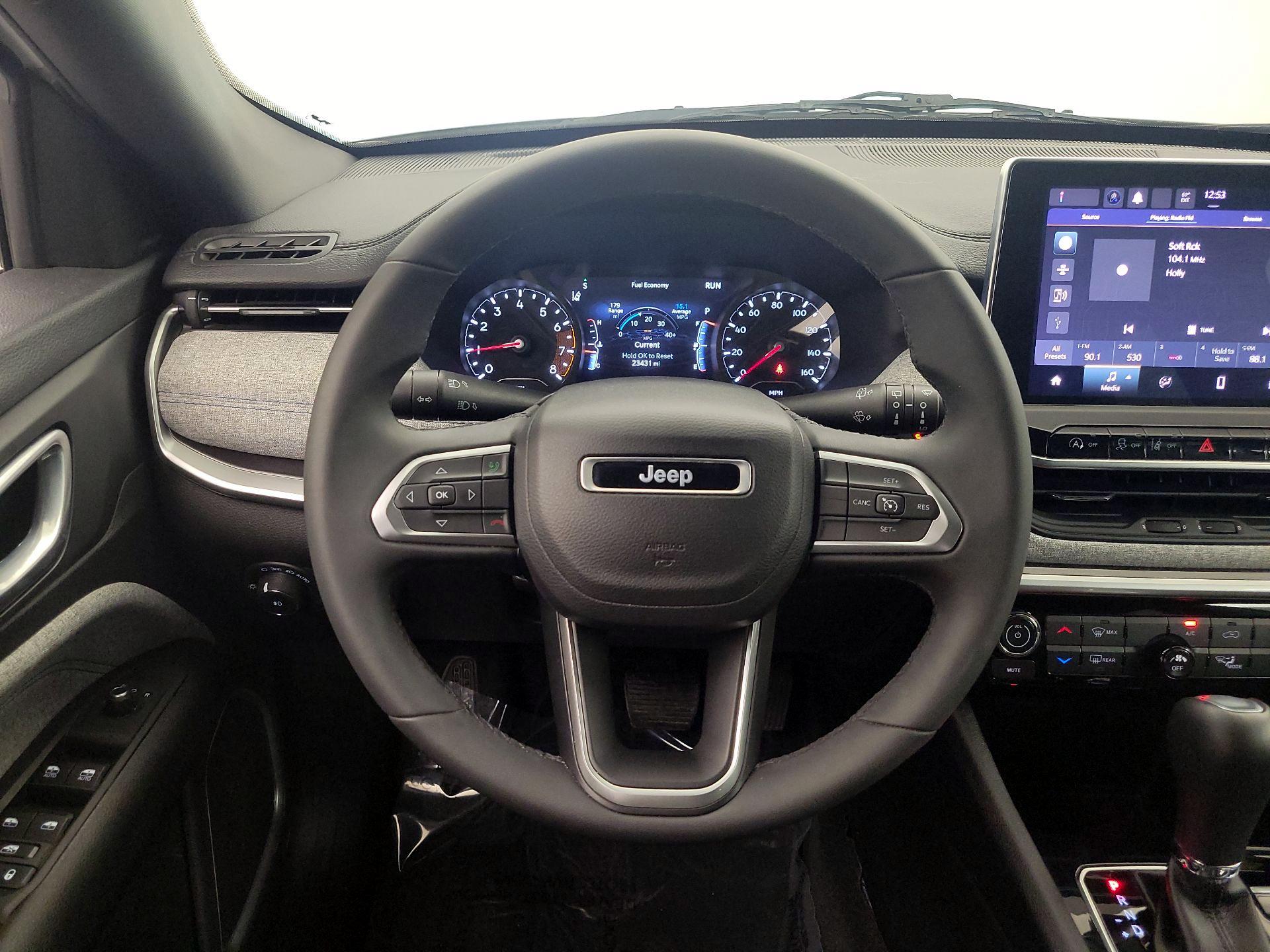 Thumbnail: 2023 Jeep Compass - 10