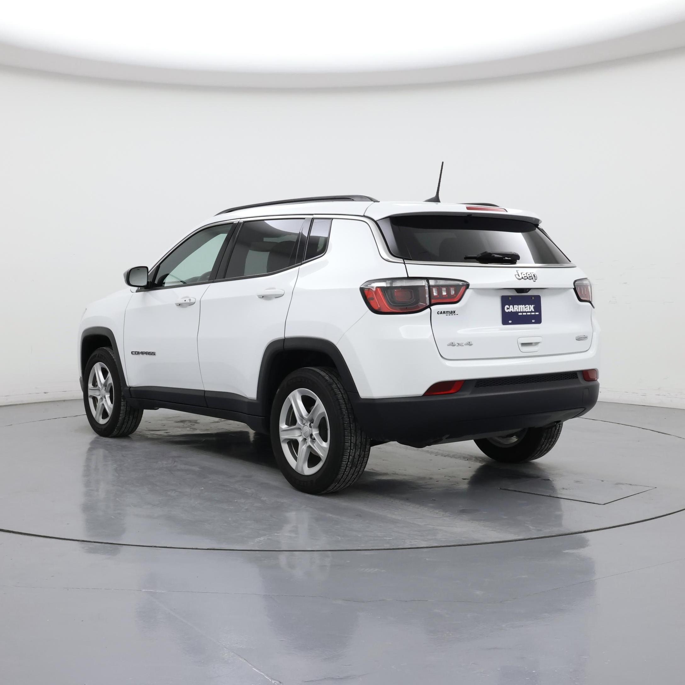 Thumbnail: 2023 Jeep Compass - 2