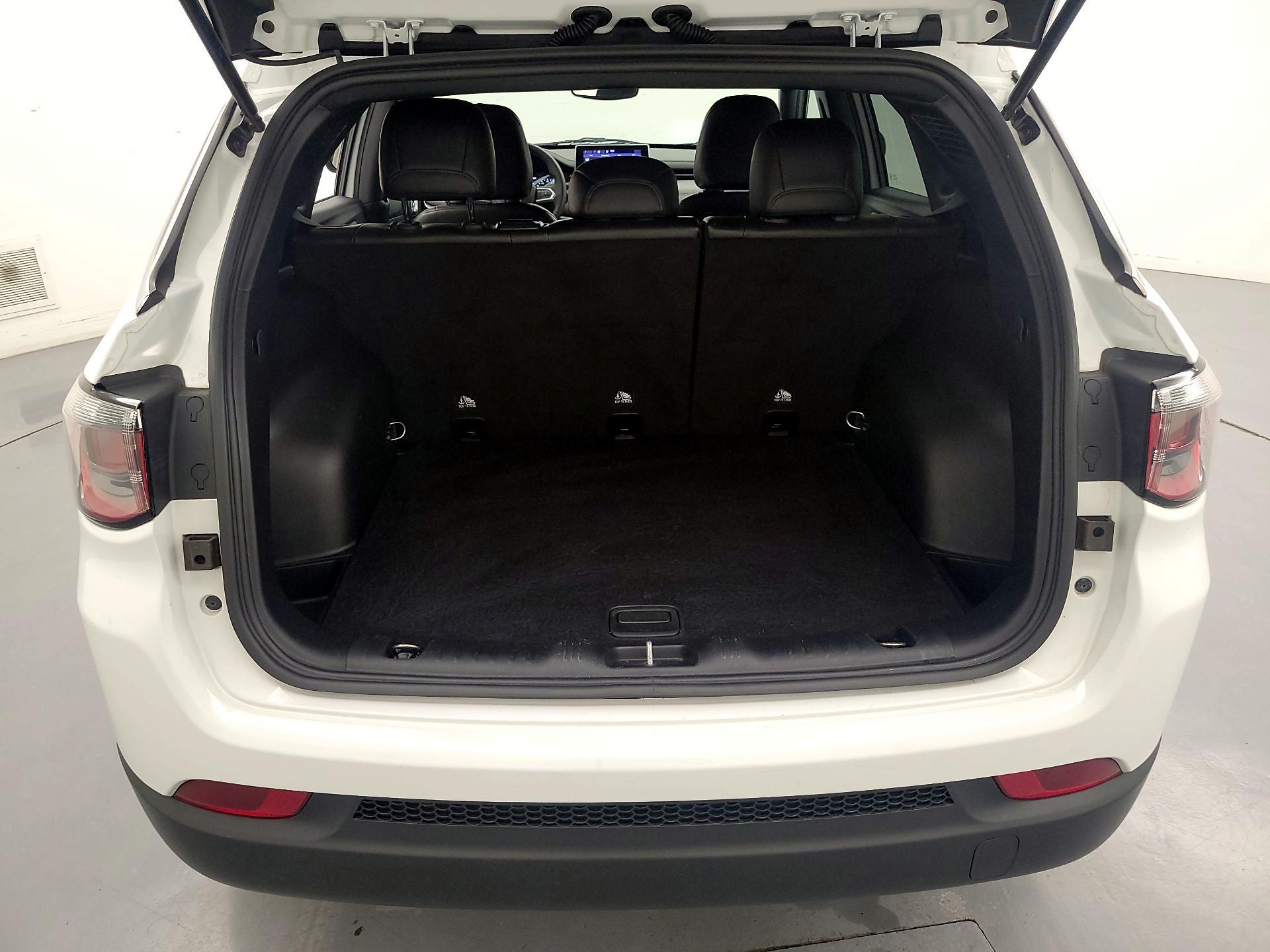 Thumbnail: 2023 Jeep Compass - 19