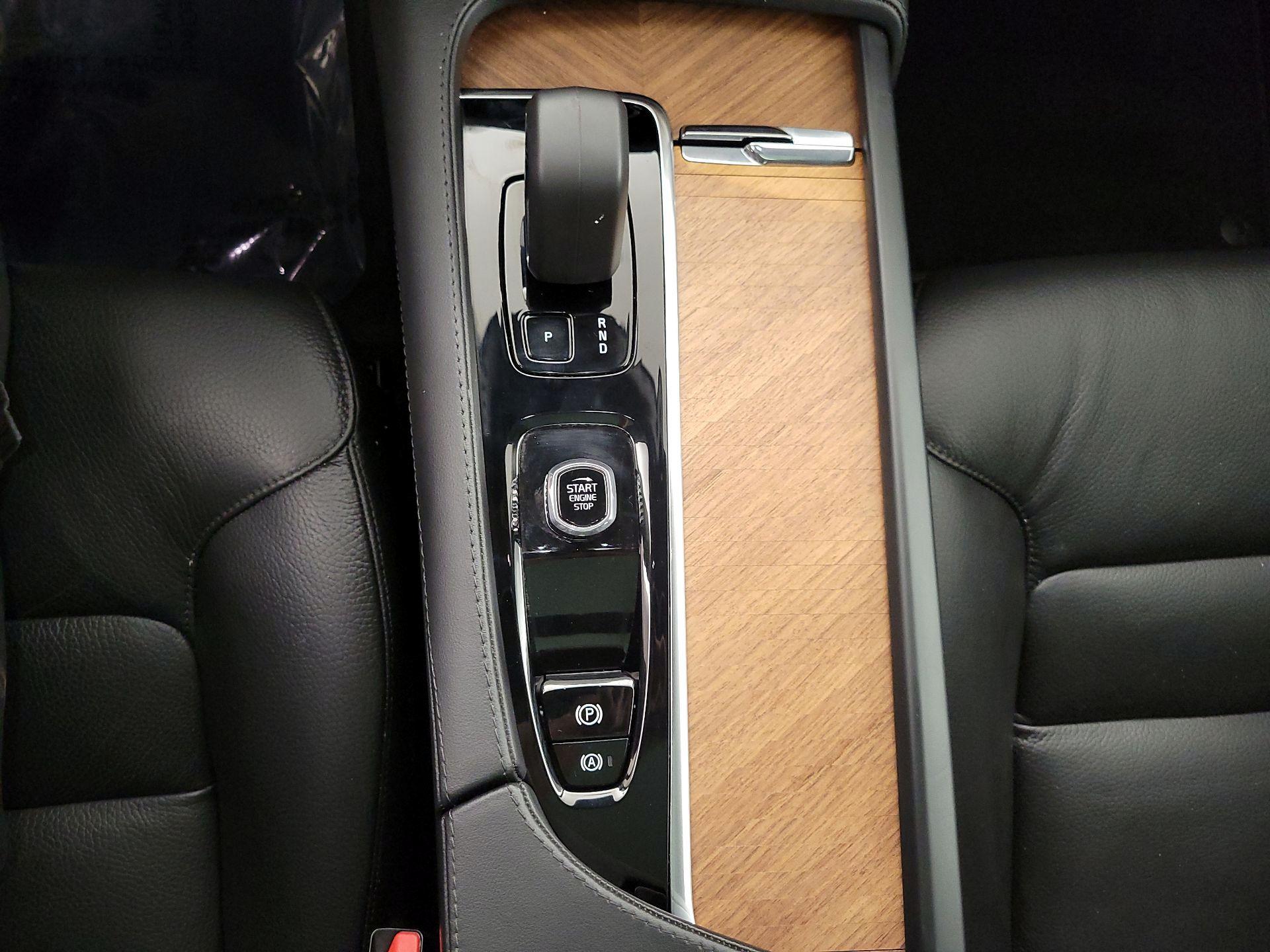 Thumbnail: 2024 Volvo XC90 - 18