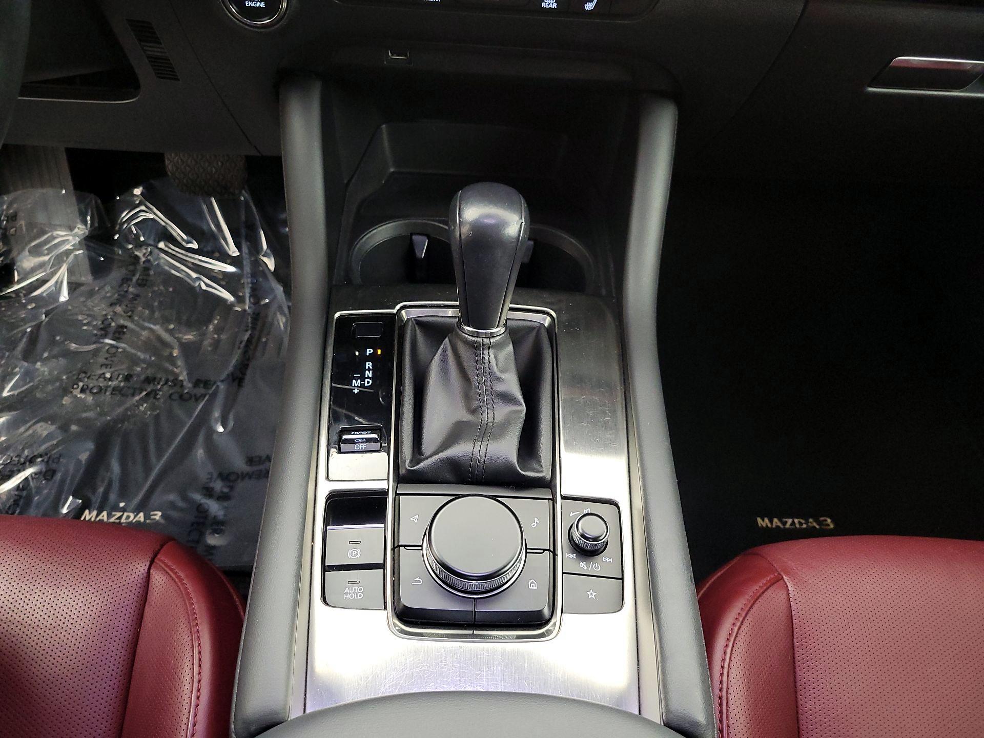 Thumbnail: 2021 Mazda Mazda3 - 18