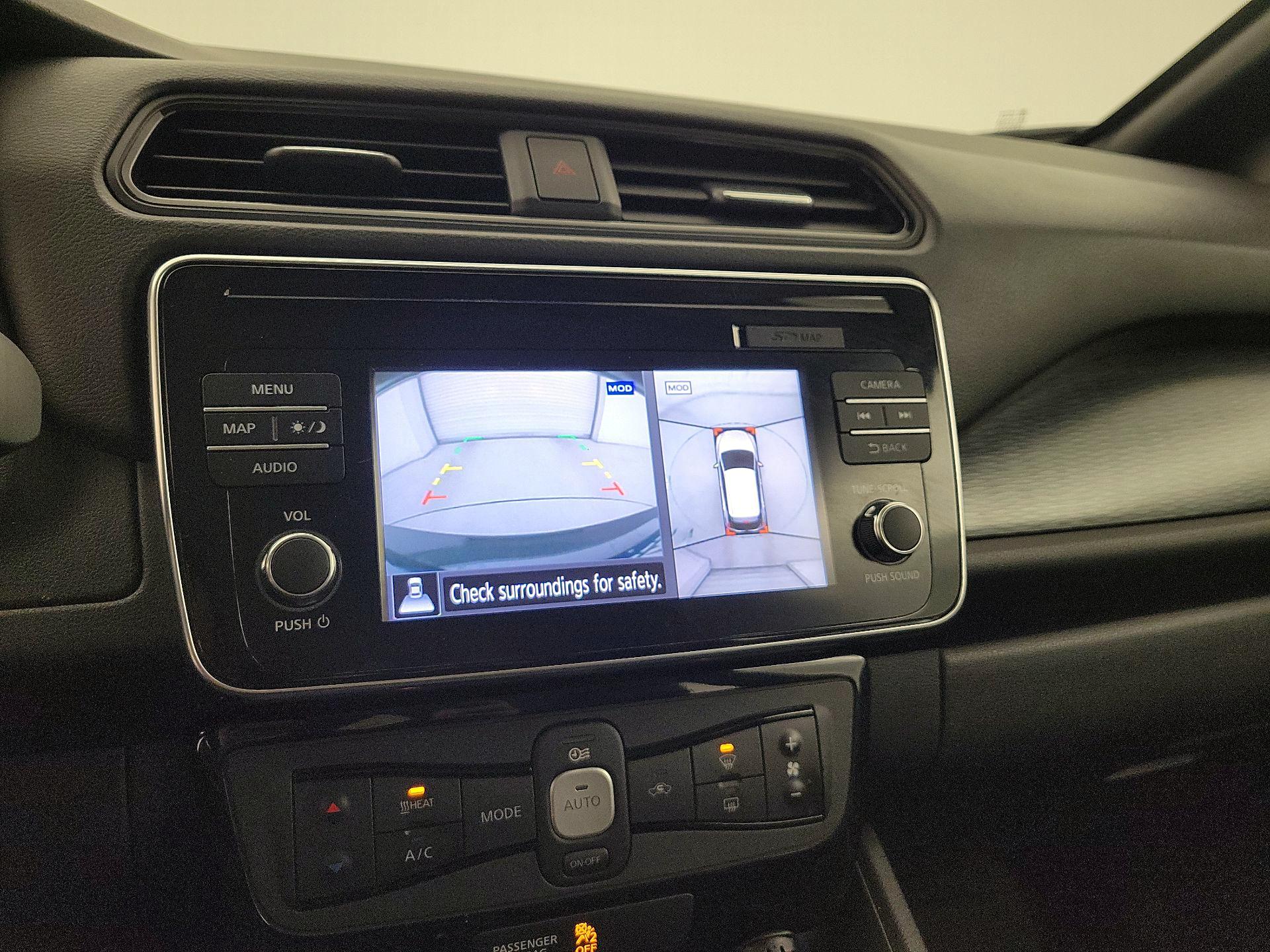 Thumbnail: 2019 Nissan Leaf - 15