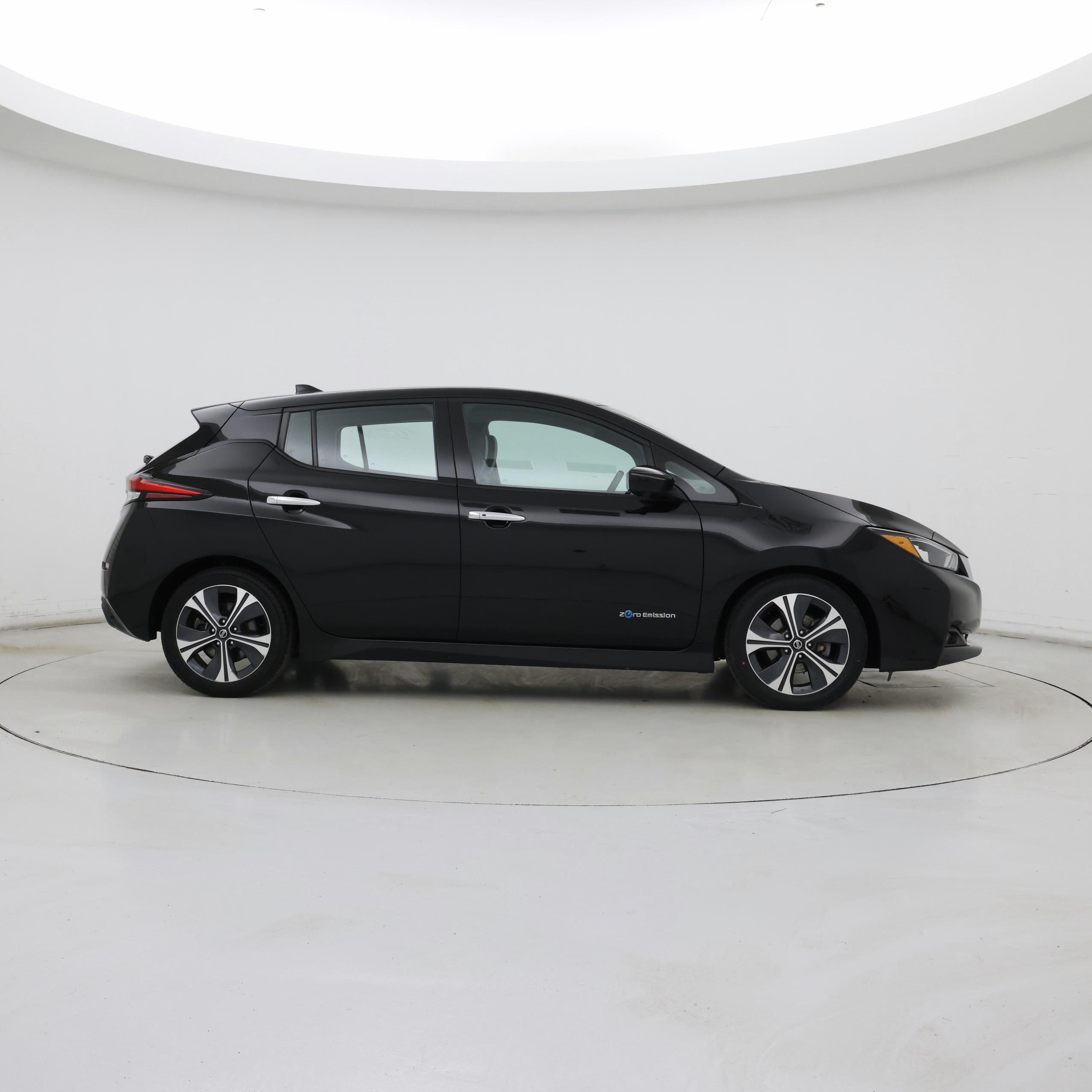 Thumbnail: 2019 Nissan Leaf - 7