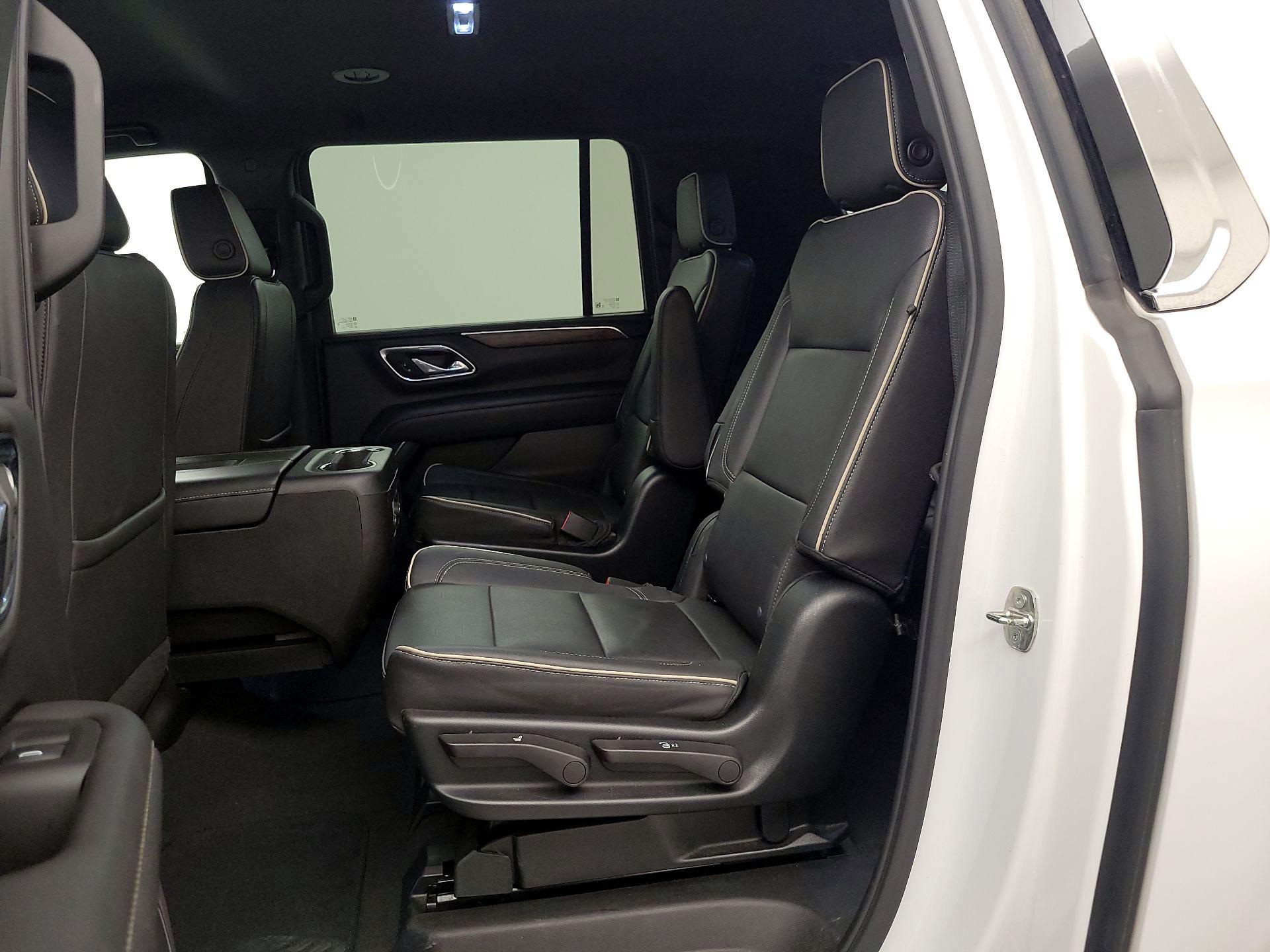 Thumbnail: 2023 Chevrolet Suburban - 20