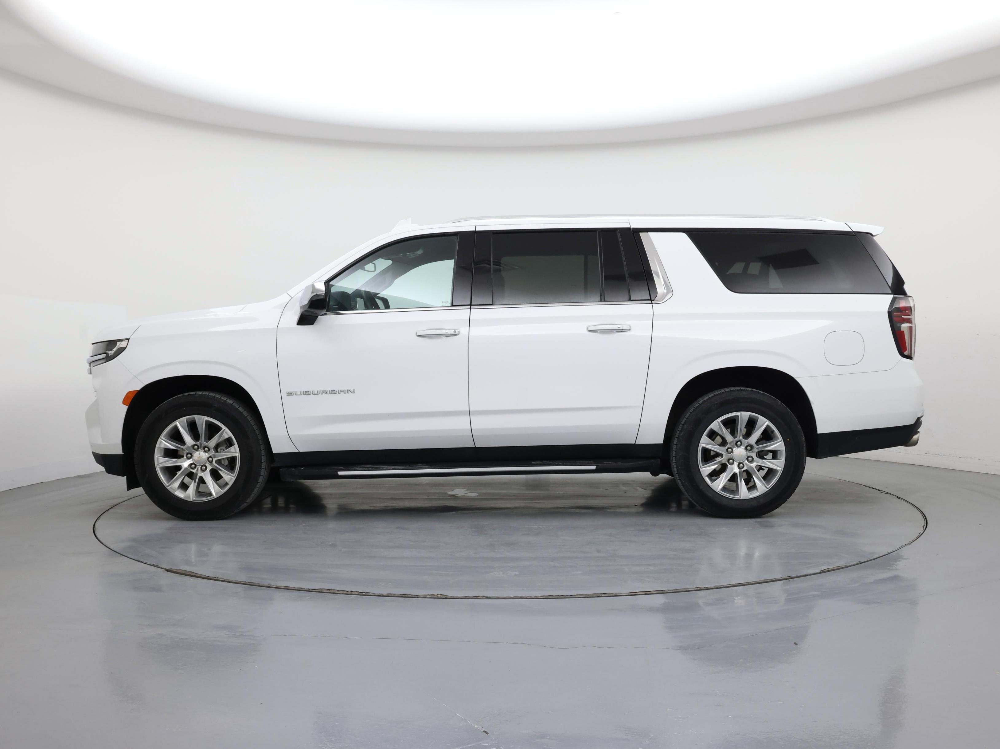 Thumbnail: 2023 Chevrolet Suburban - 3