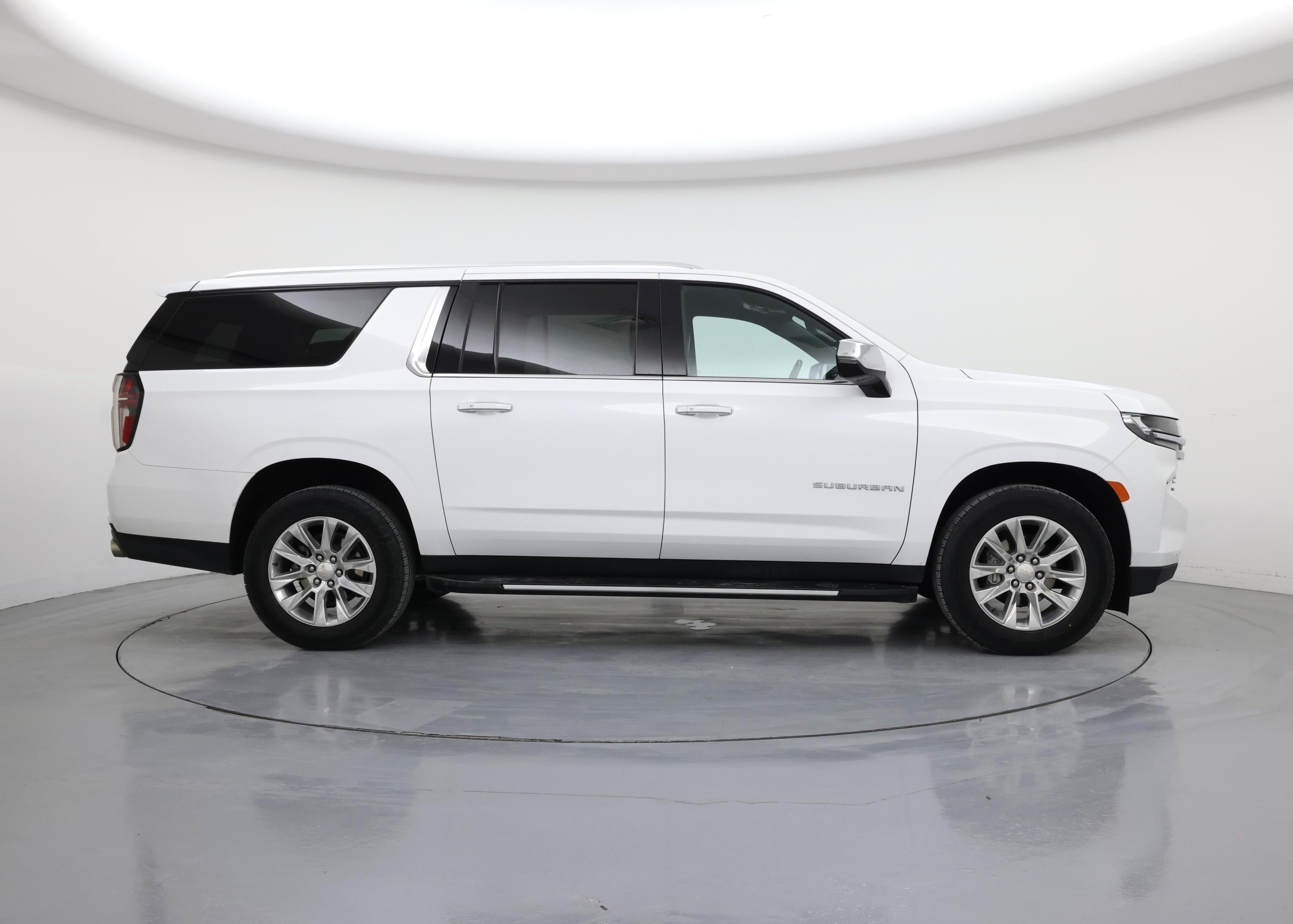 Thumbnail: 2023 Chevrolet Suburban - 7