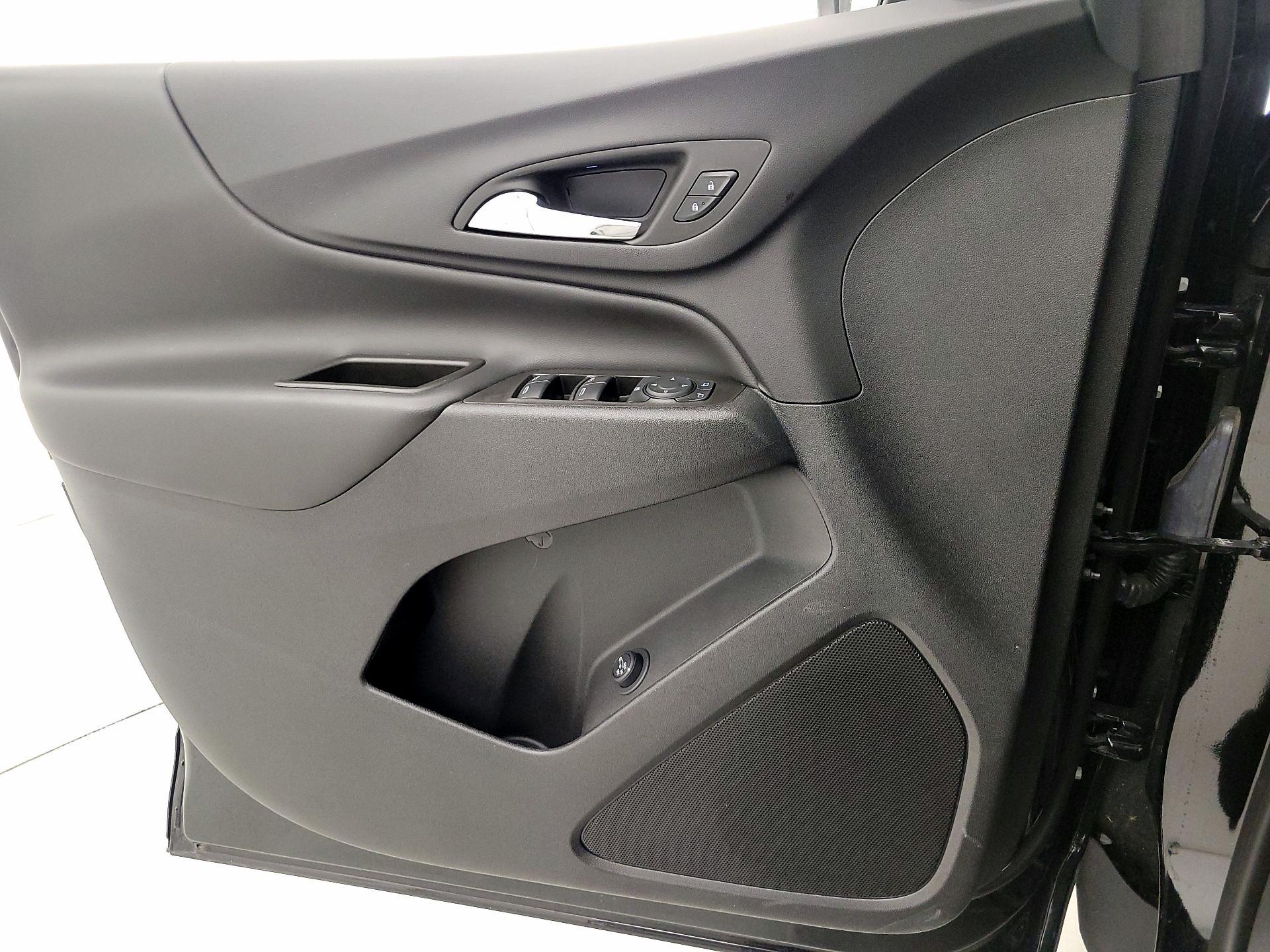 Thumbnail: 2023 Chevrolet Equinox - 12