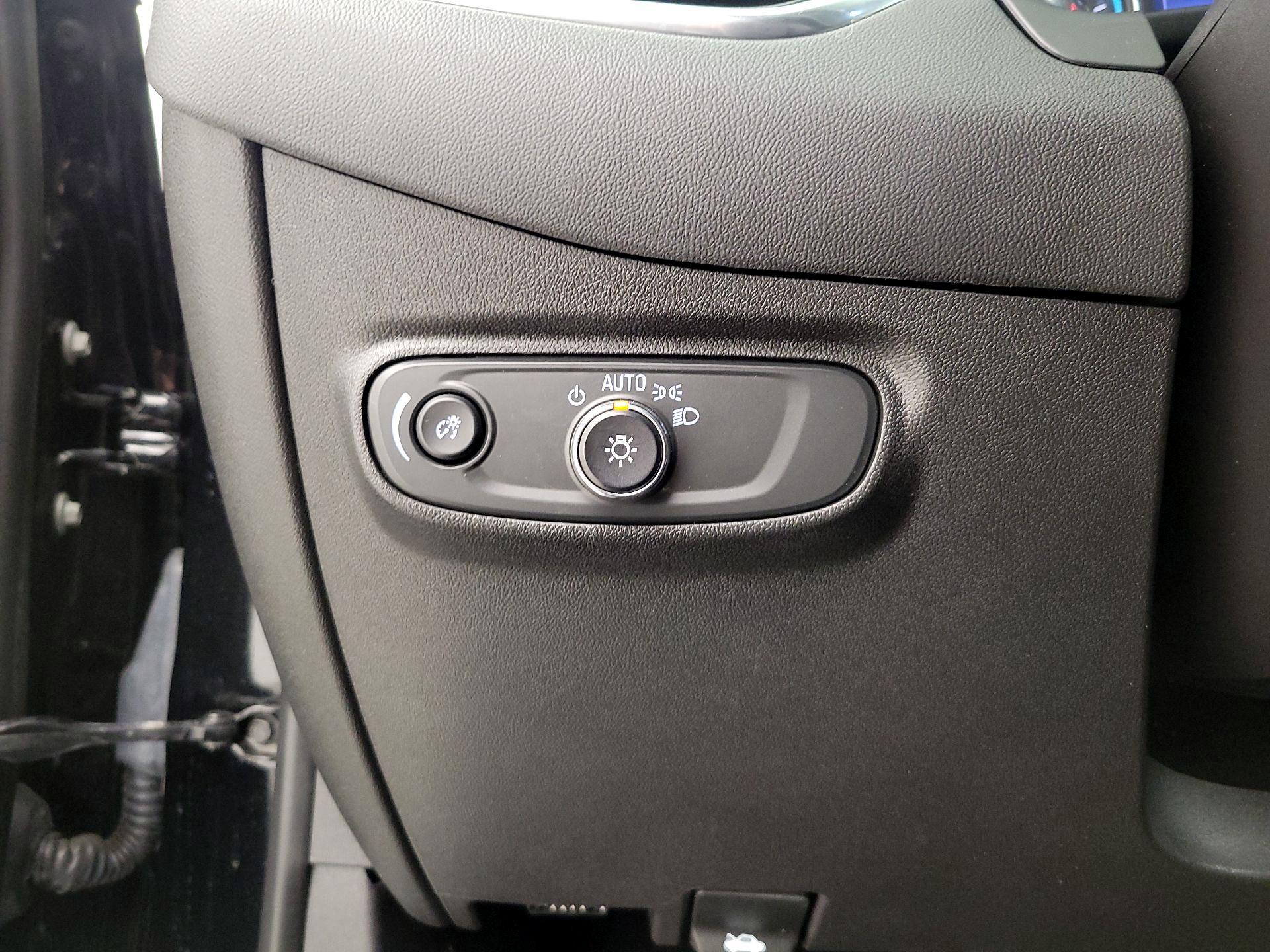 Thumbnail: 2023 Chevrolet Equinox - 13