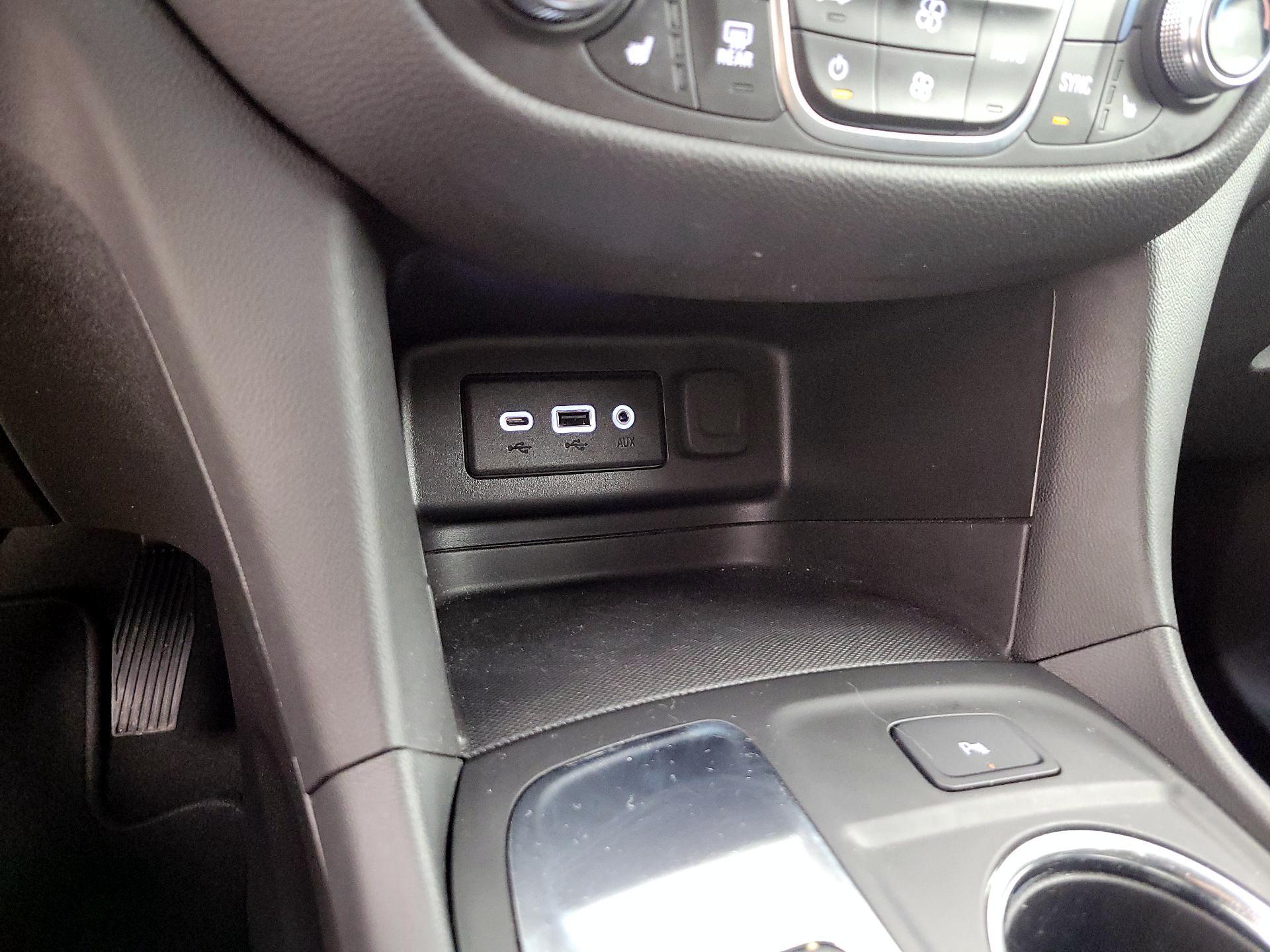 Thumbnail: 2023 Chevrolet Equinox - 19