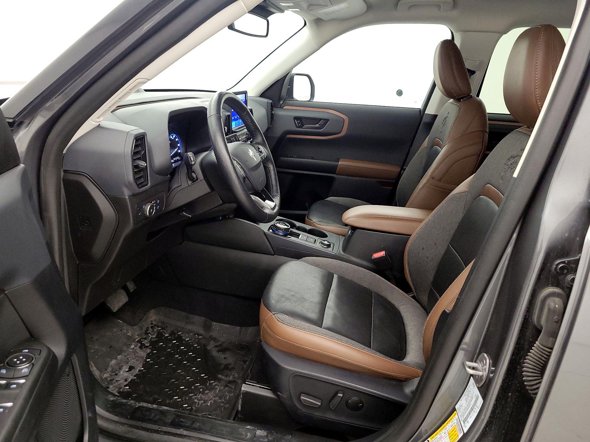 Thumbnail: 2021 Ford Bronco Sport - 11