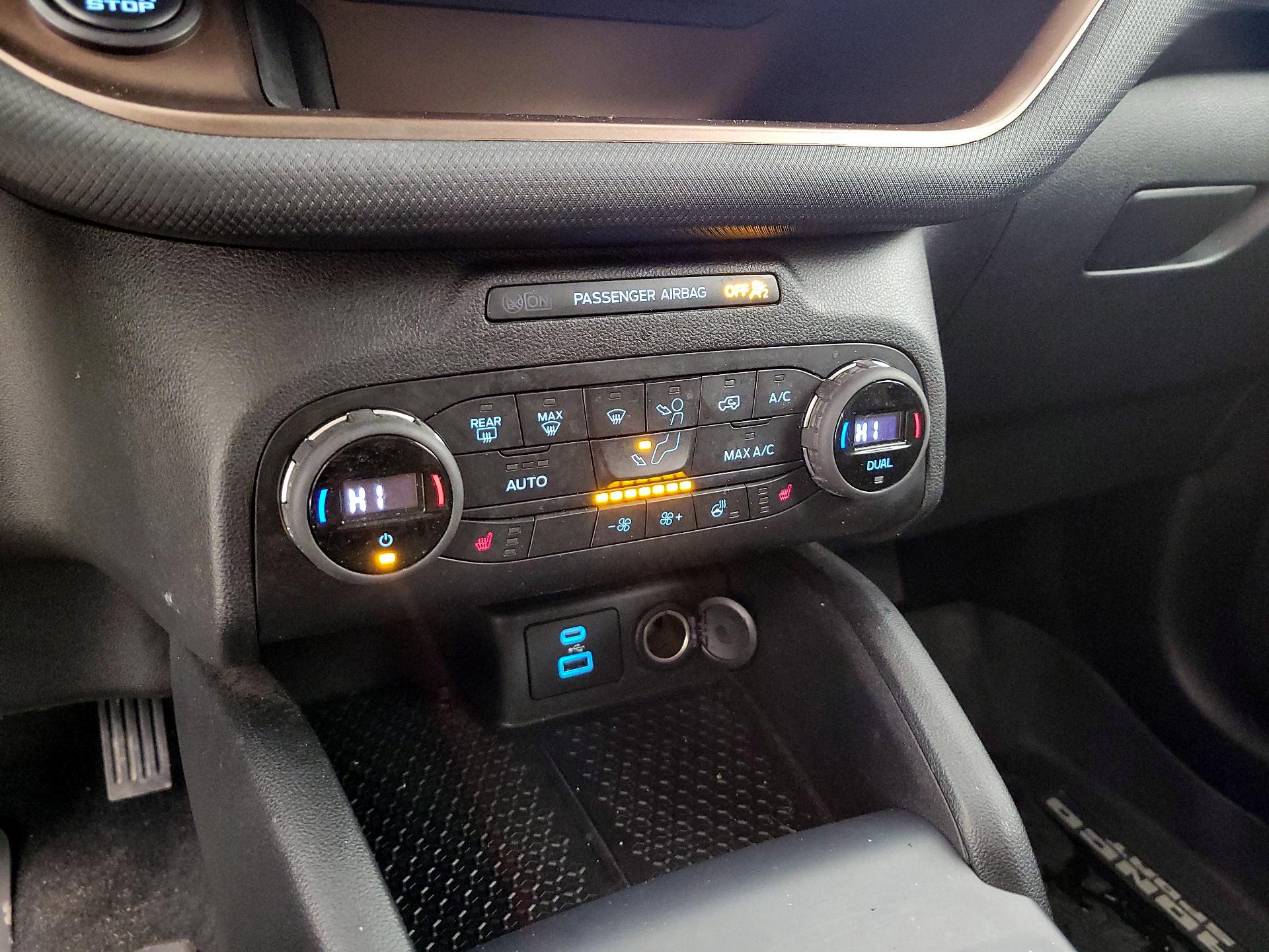 Thumbnail: 2021 Ford Bronco Sport - 16