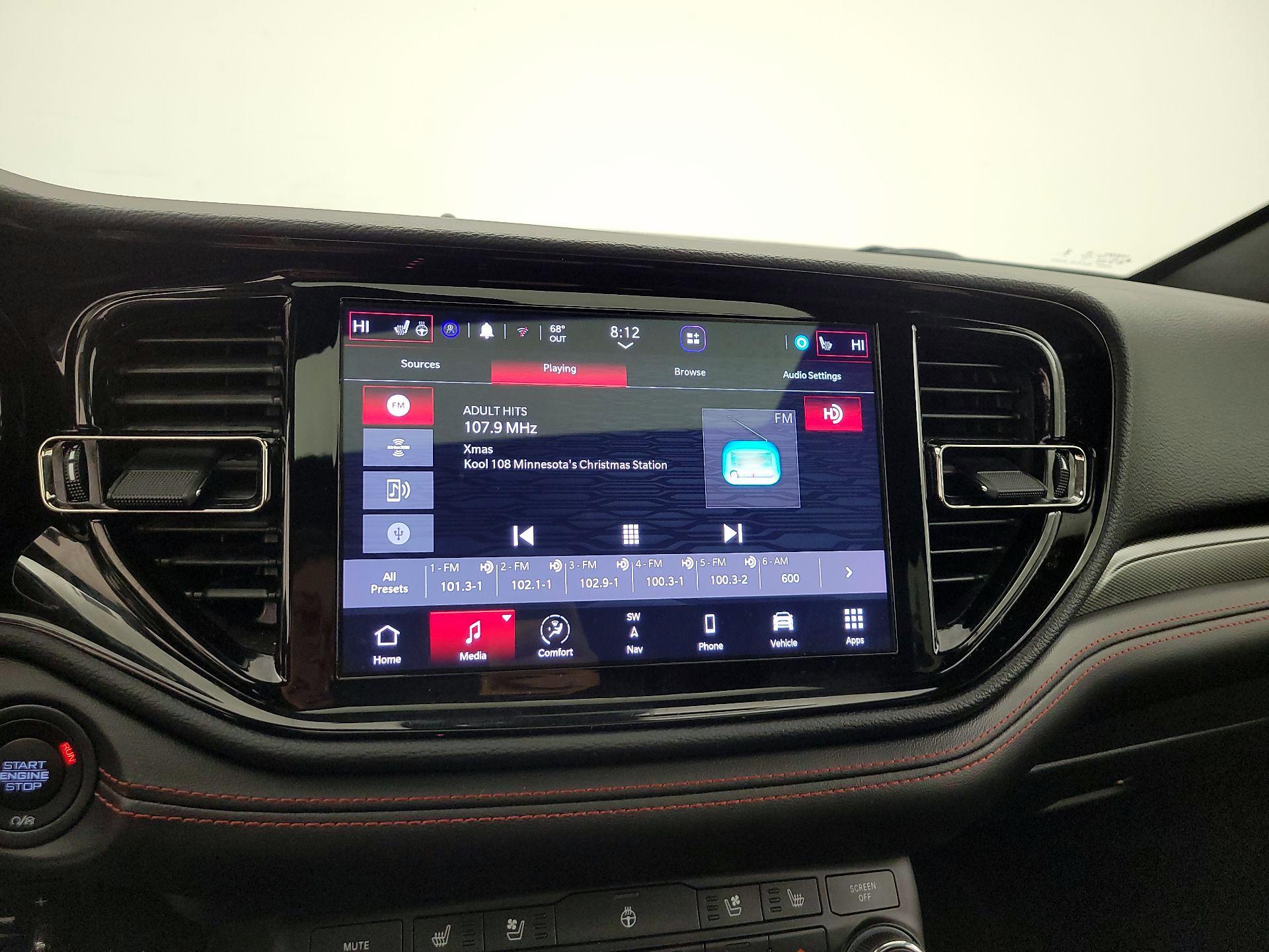 Thumbnail: 2023 Dodge Durango - 16