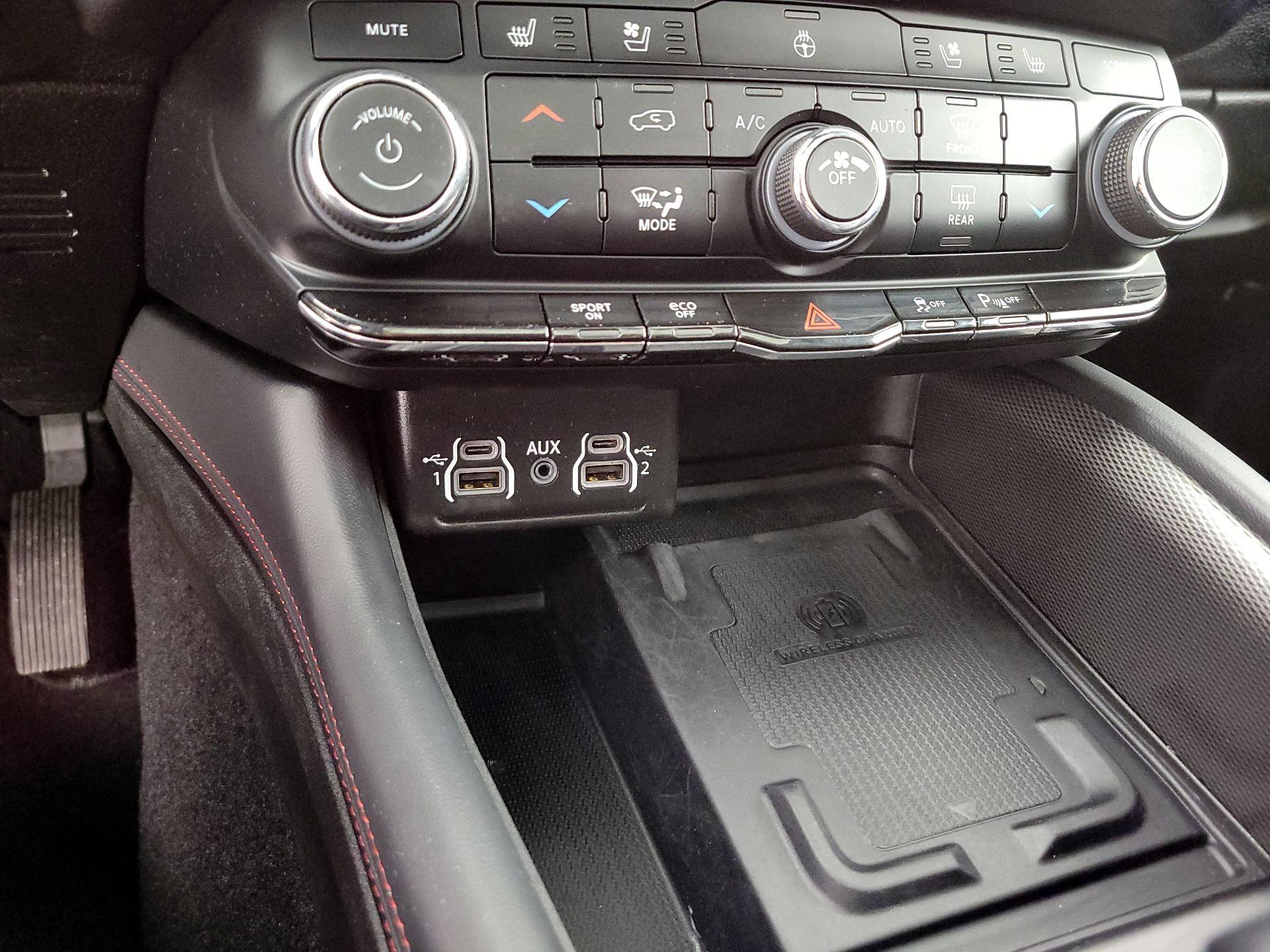 Thumbnail: 2023 Dodge Durango - 19