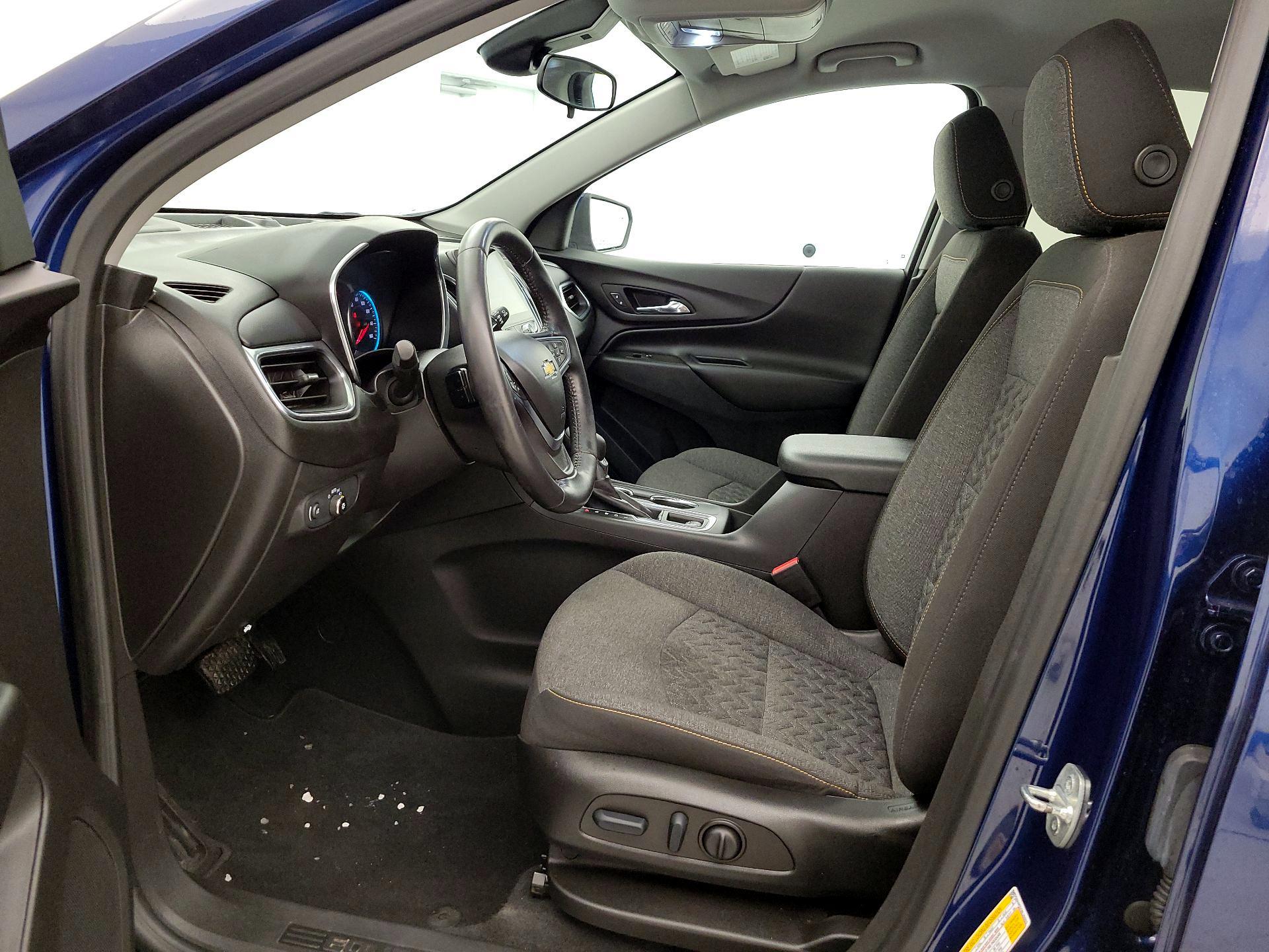 Thumbnail: 2022 Chevrolet Equinox - 11