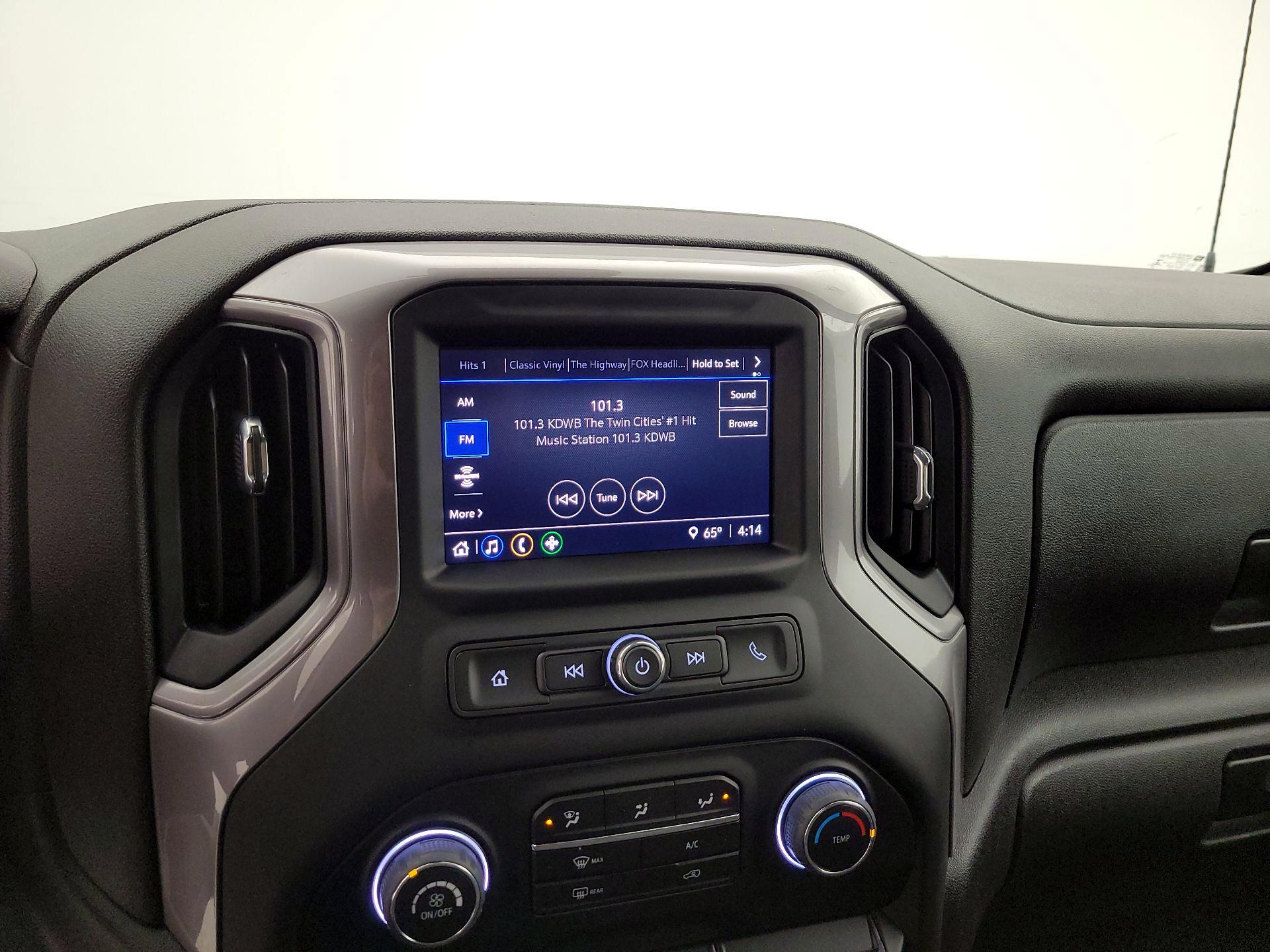 Thumbnail: 2022 Chevrolet Silverado 1500 - 16