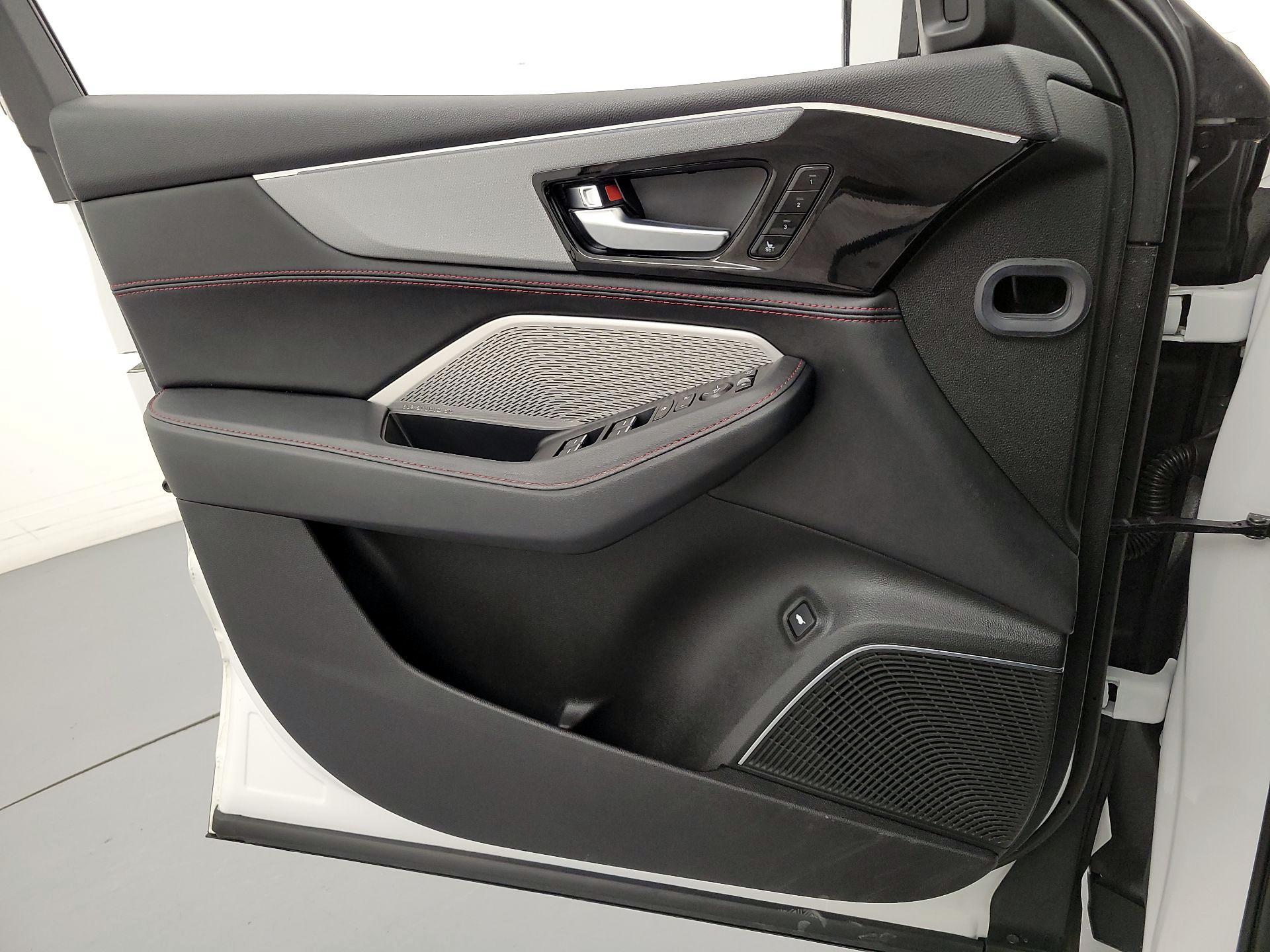 Thumbnail: 2023 Acura MDX - 12