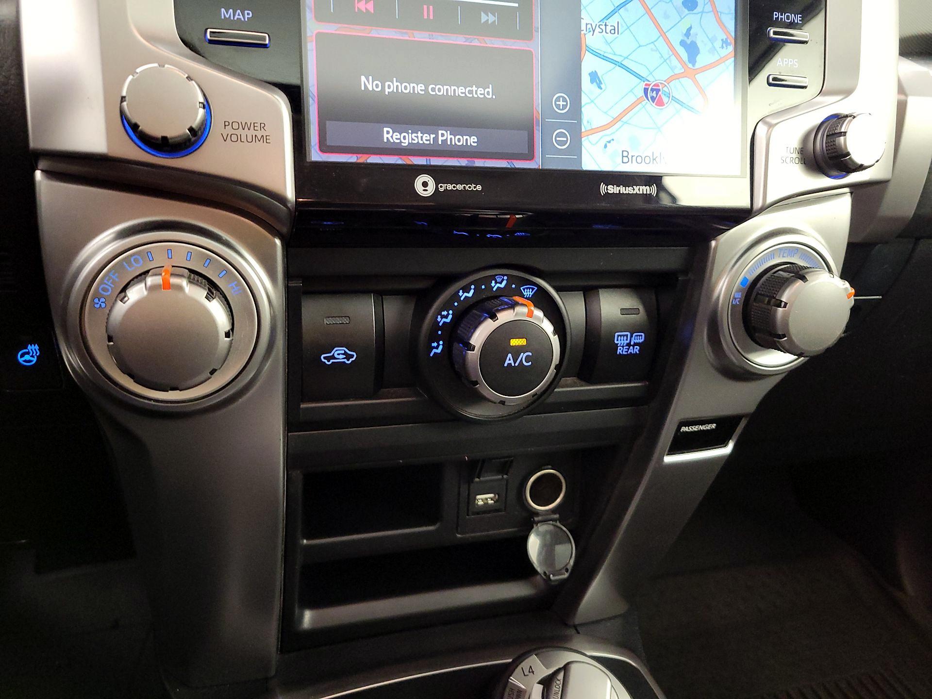 Thumbnail: 2024 Toyota 4Runner - 17