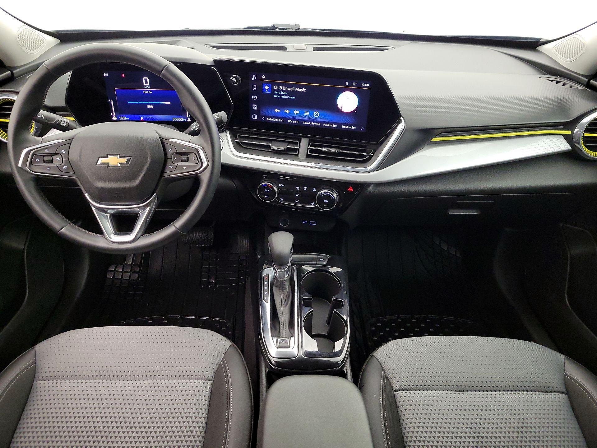 Thumbnail: 2024 Chevrolet Trax - 9