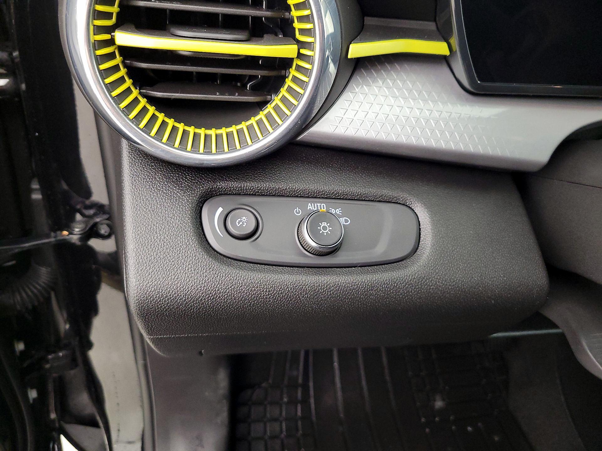 Thumbnail: 2024 Chevrolet Trax - 13