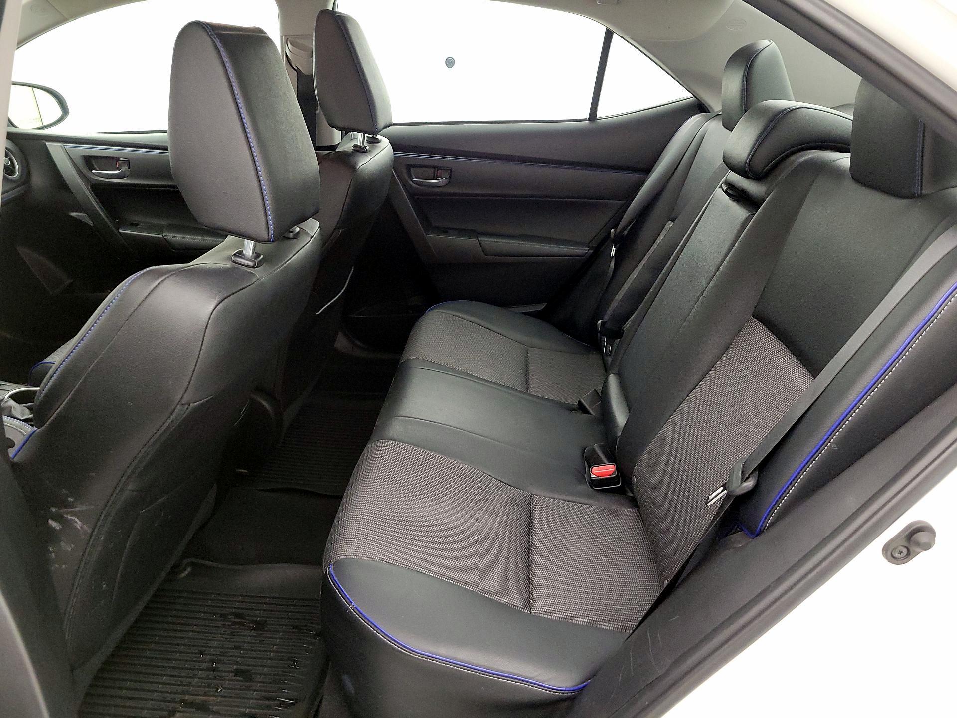 Thumbnail: 2018 Toyota Corolla - 19