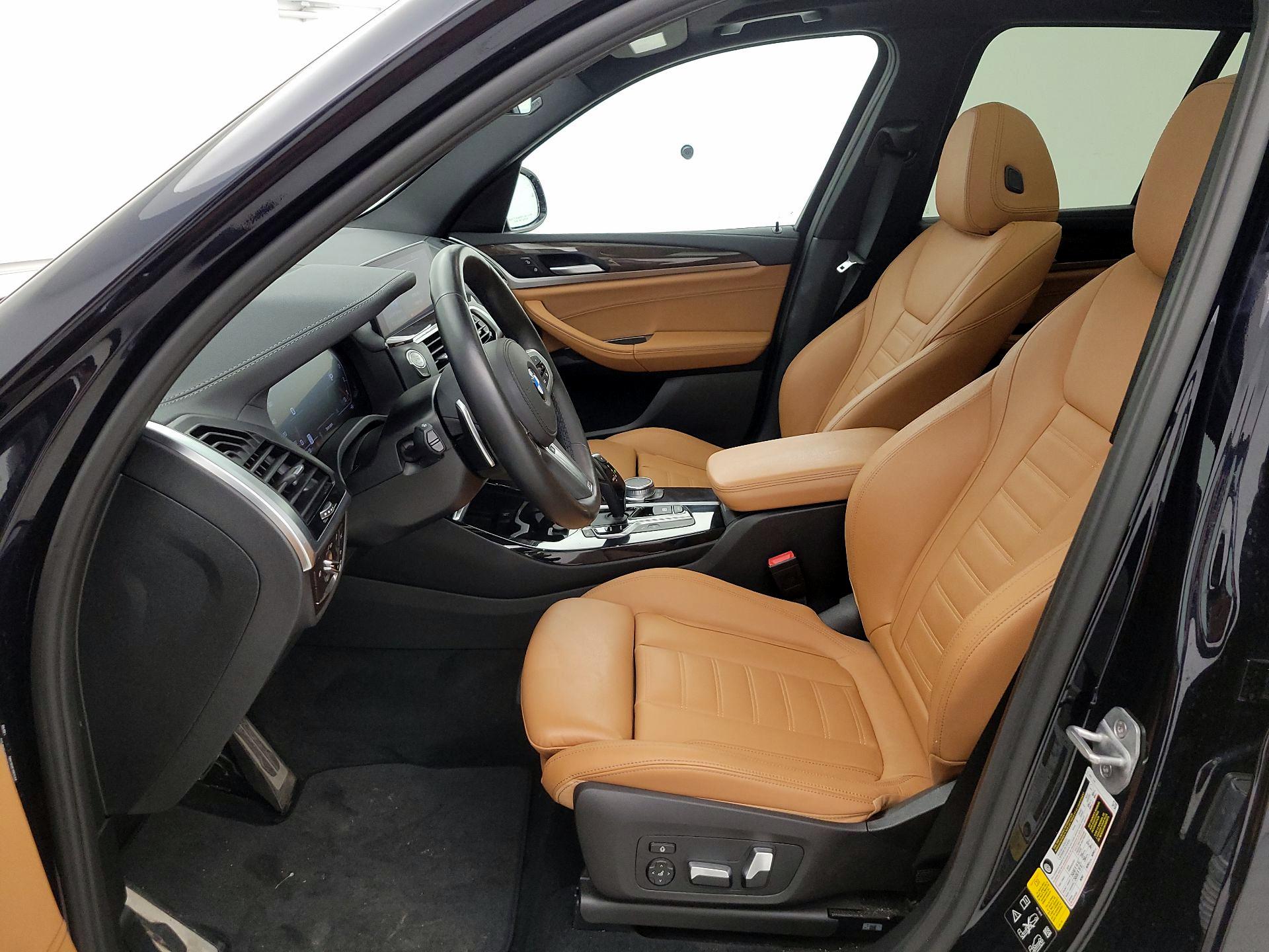 Thumbnail: 2021 BMW X3 - 11