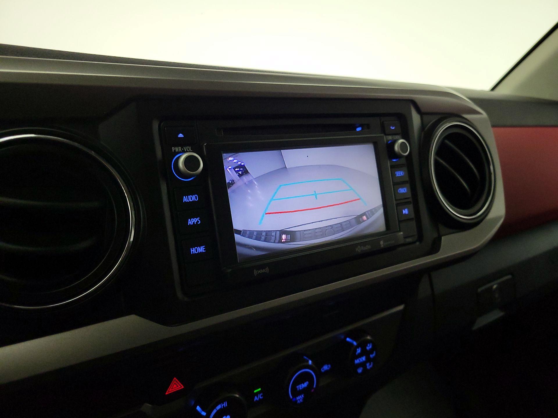 Thumbnail: 2019 Toyota Tacoma - 14