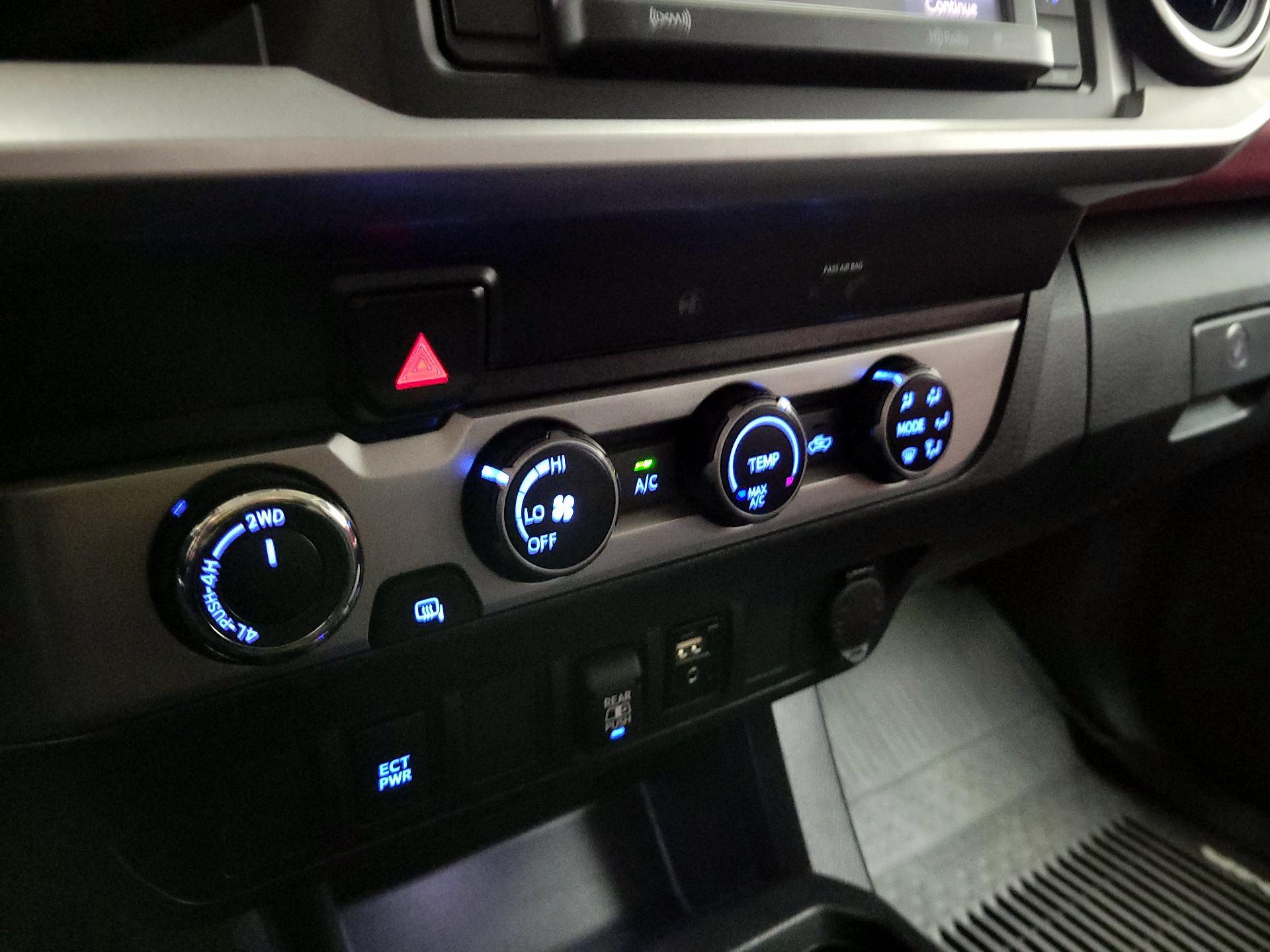 Thumbnail: 2019 Toyota Tacoma - 16