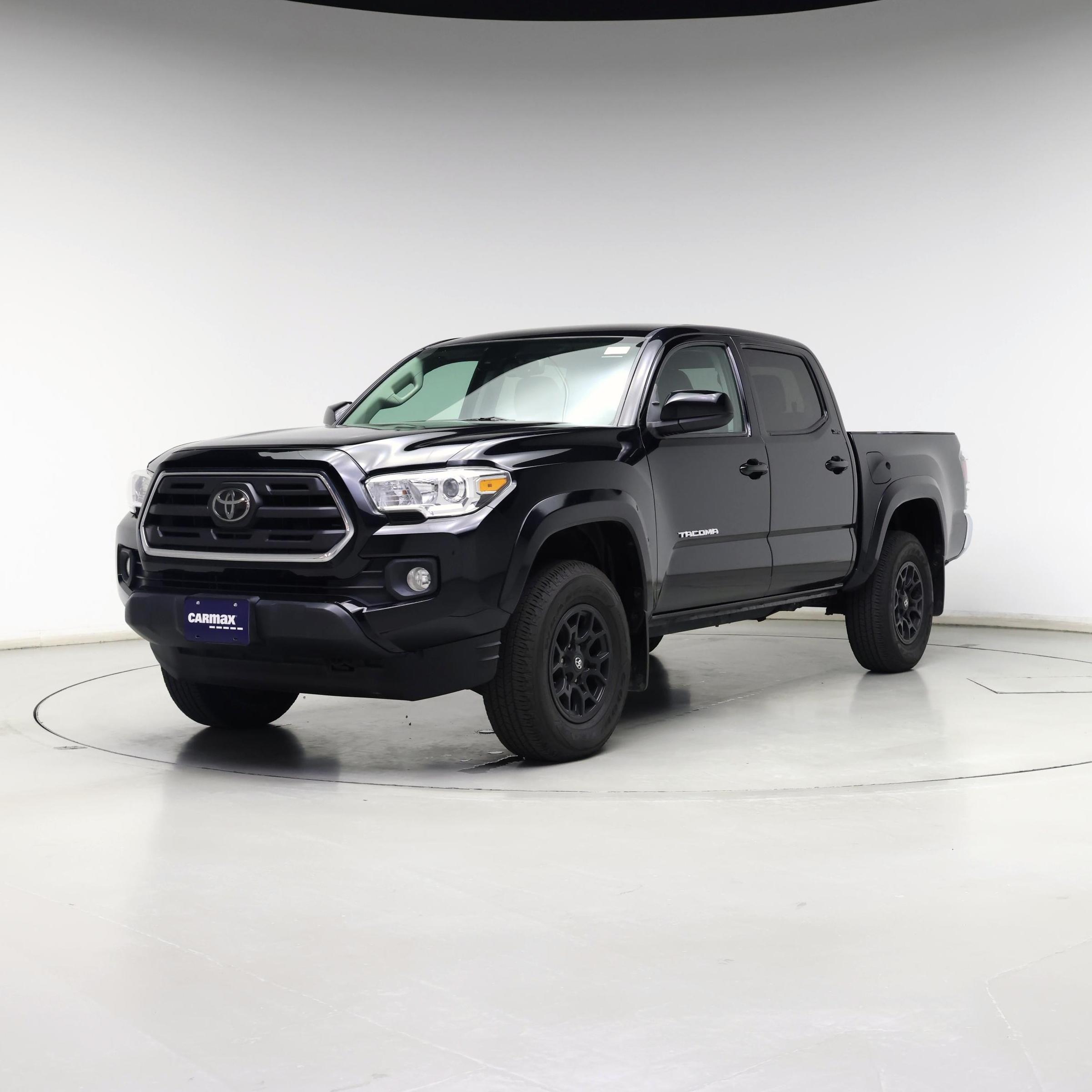 Thumbnail: 2019 Toyota Tacoma - 4