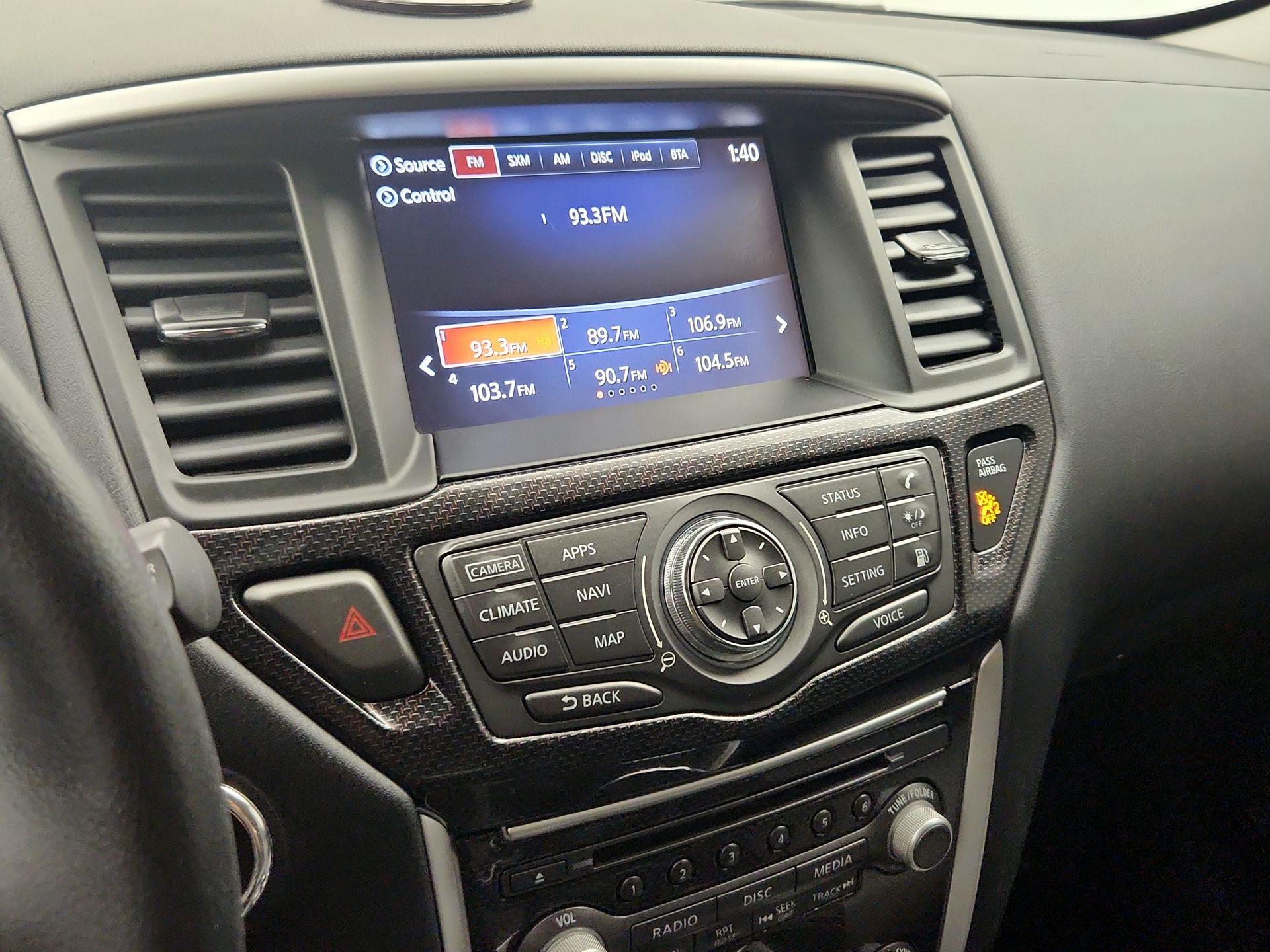 Thumbnail: 2019 Nissan Pathfinder - 16