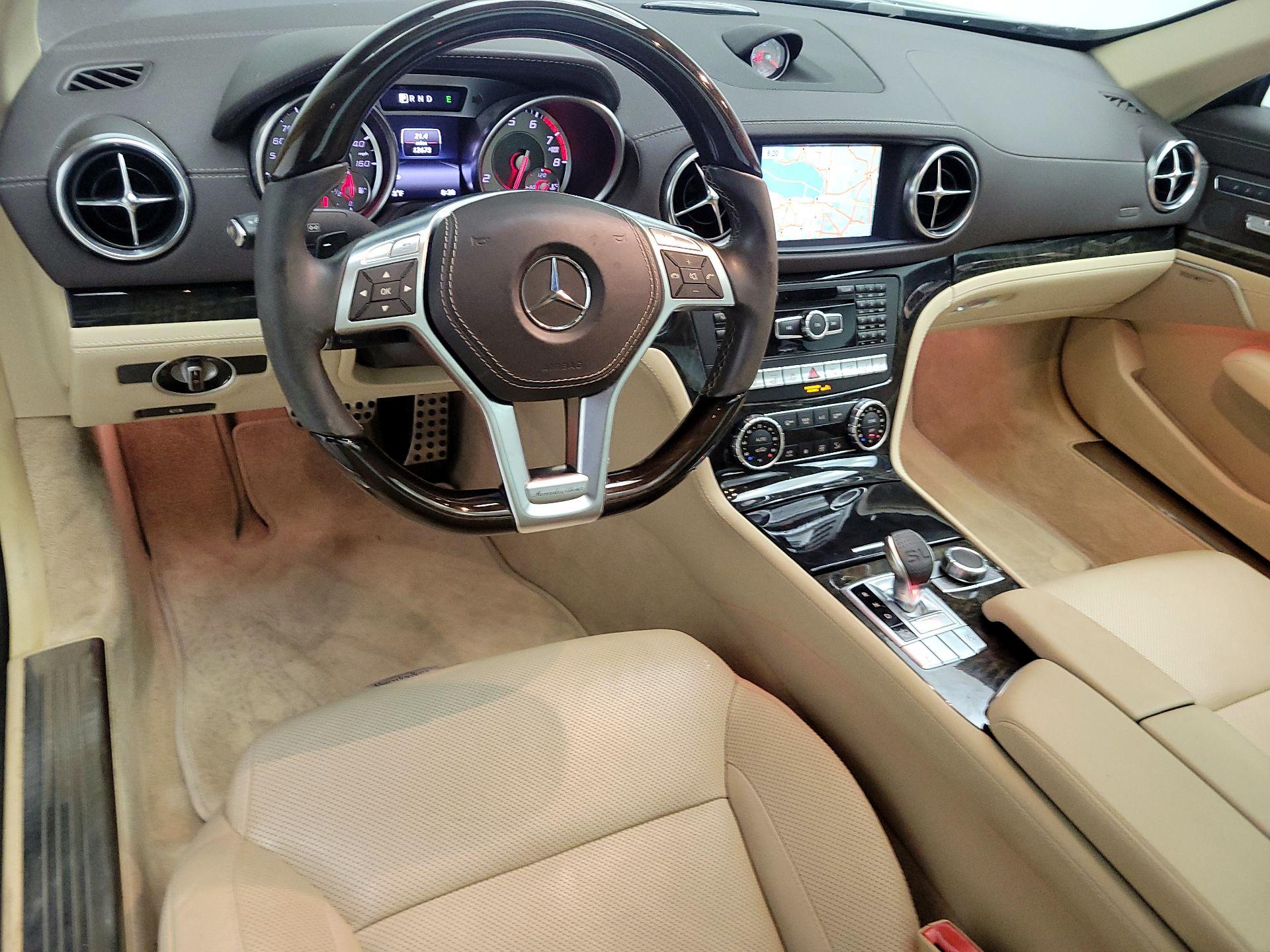 Thumbnail: 2016 Mercedes-Benz SL-Class - 9