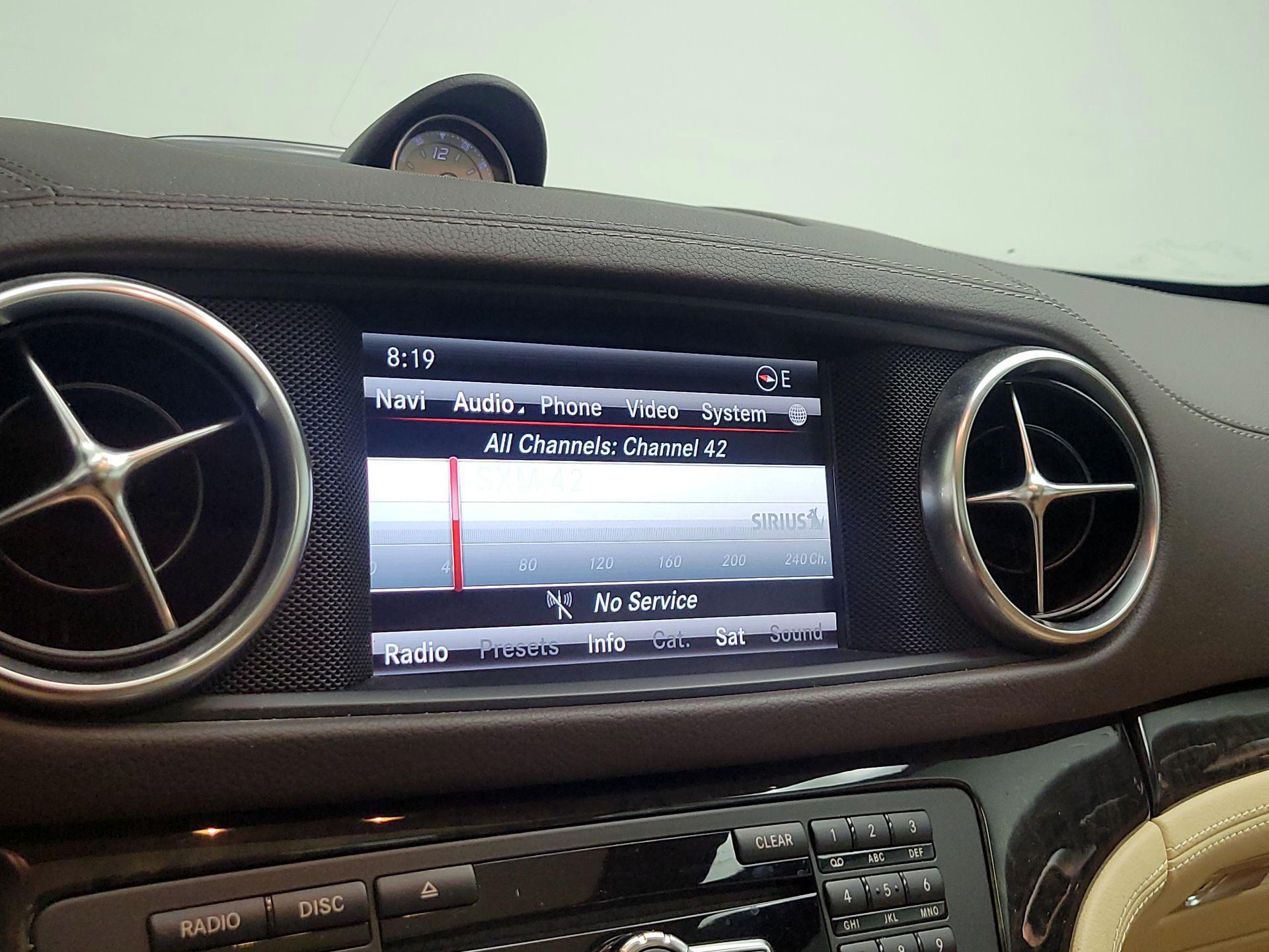 Thumbnail: 2016 Mercedes-Benz SL-Class - 16