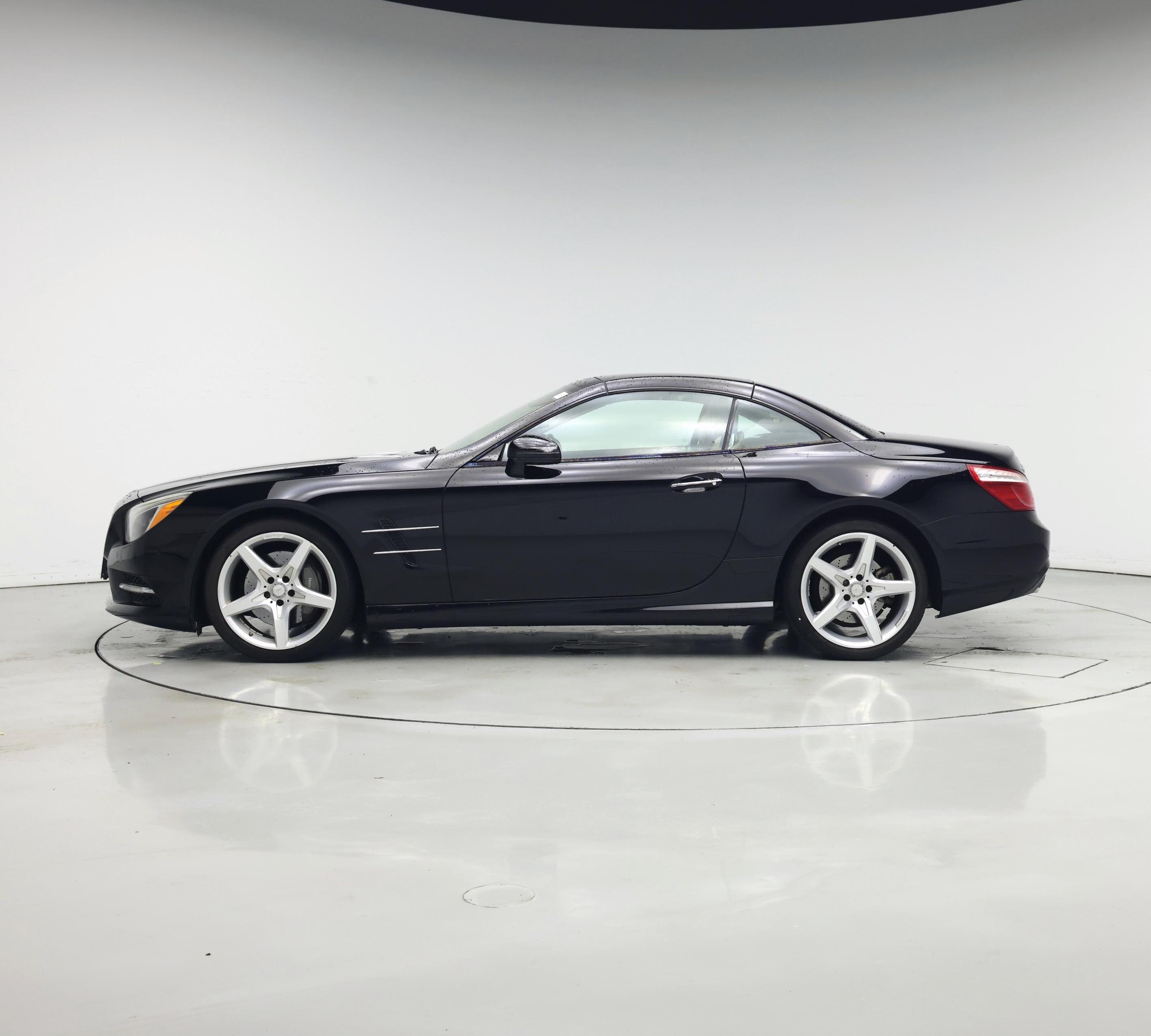Thumbnail: 2016 Mercedes-Benz SL-Class - 3