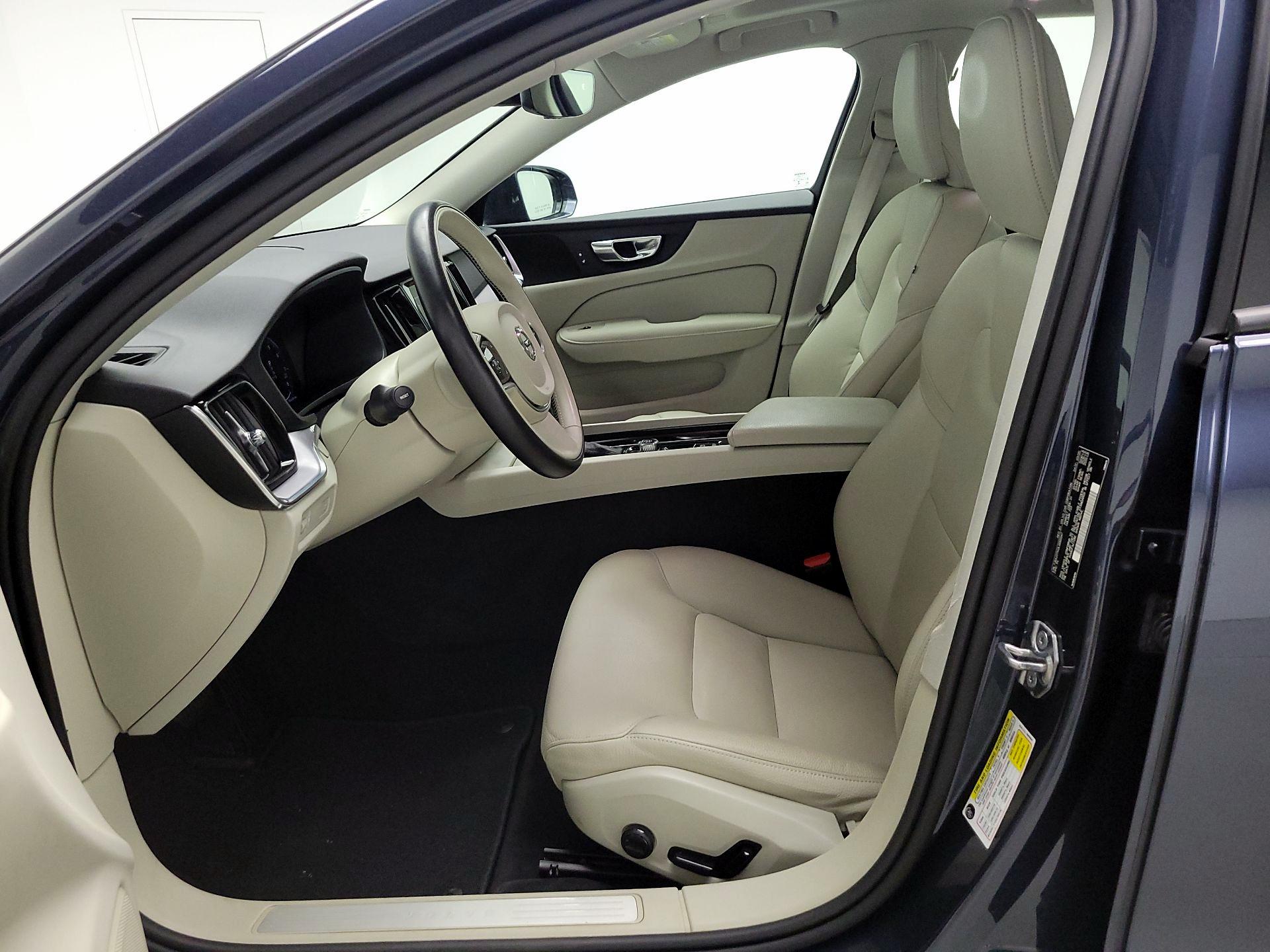 Thumbnail: 2020 Volvo S60 - 11