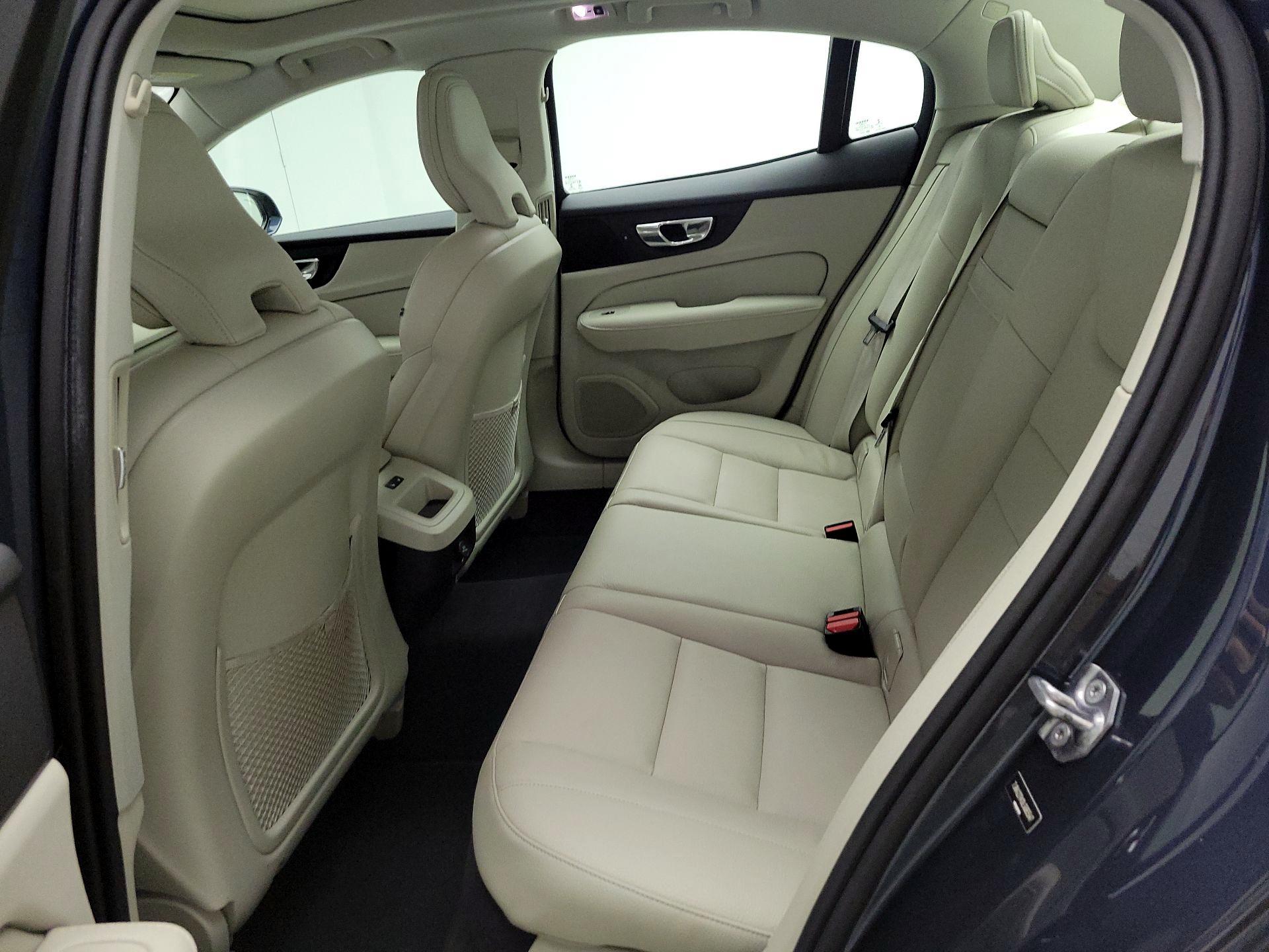 Thumbnail: 2020 Volvo S60 - 19