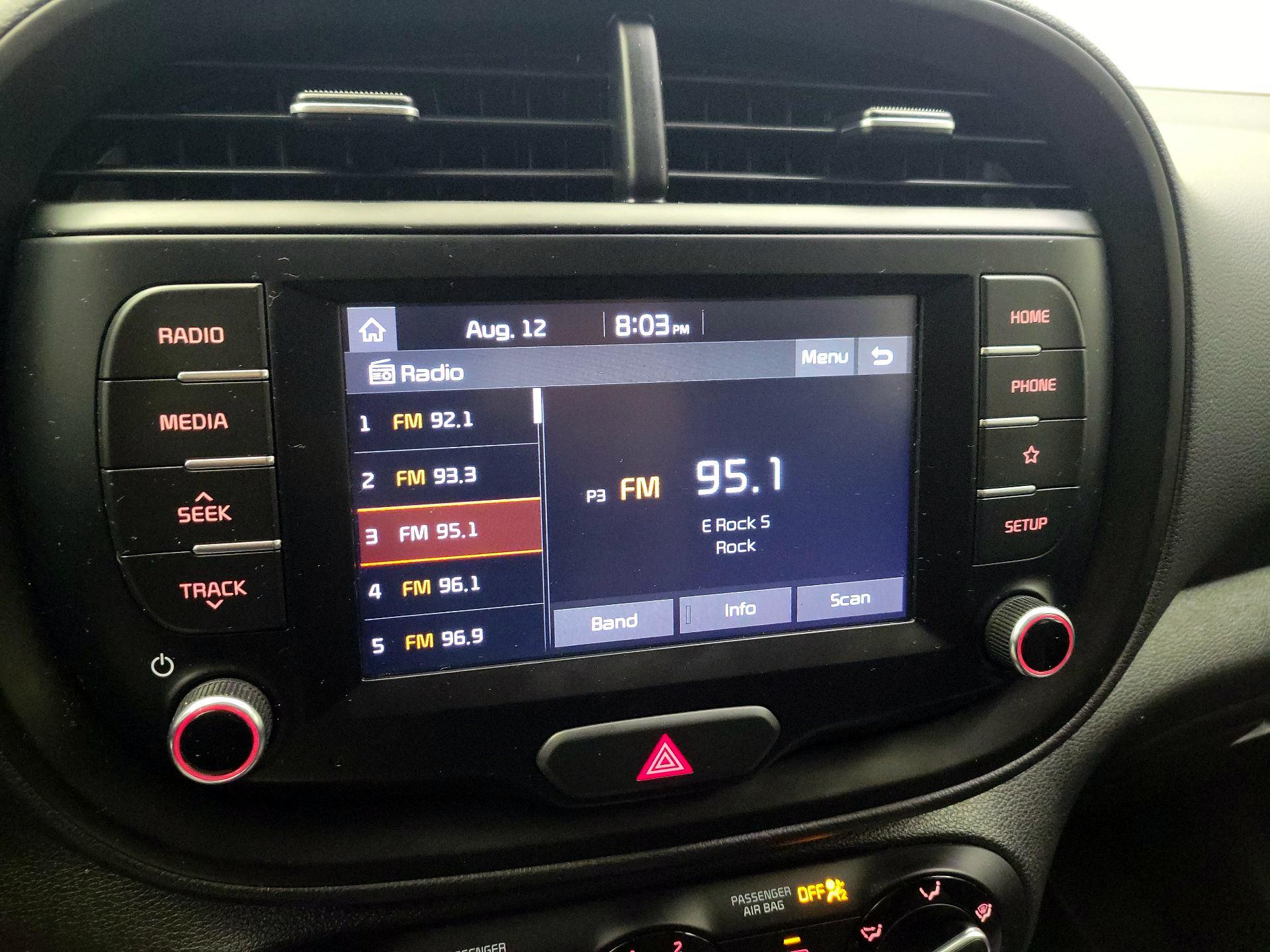 Thumbnail: 2020 Kia Soul - 15