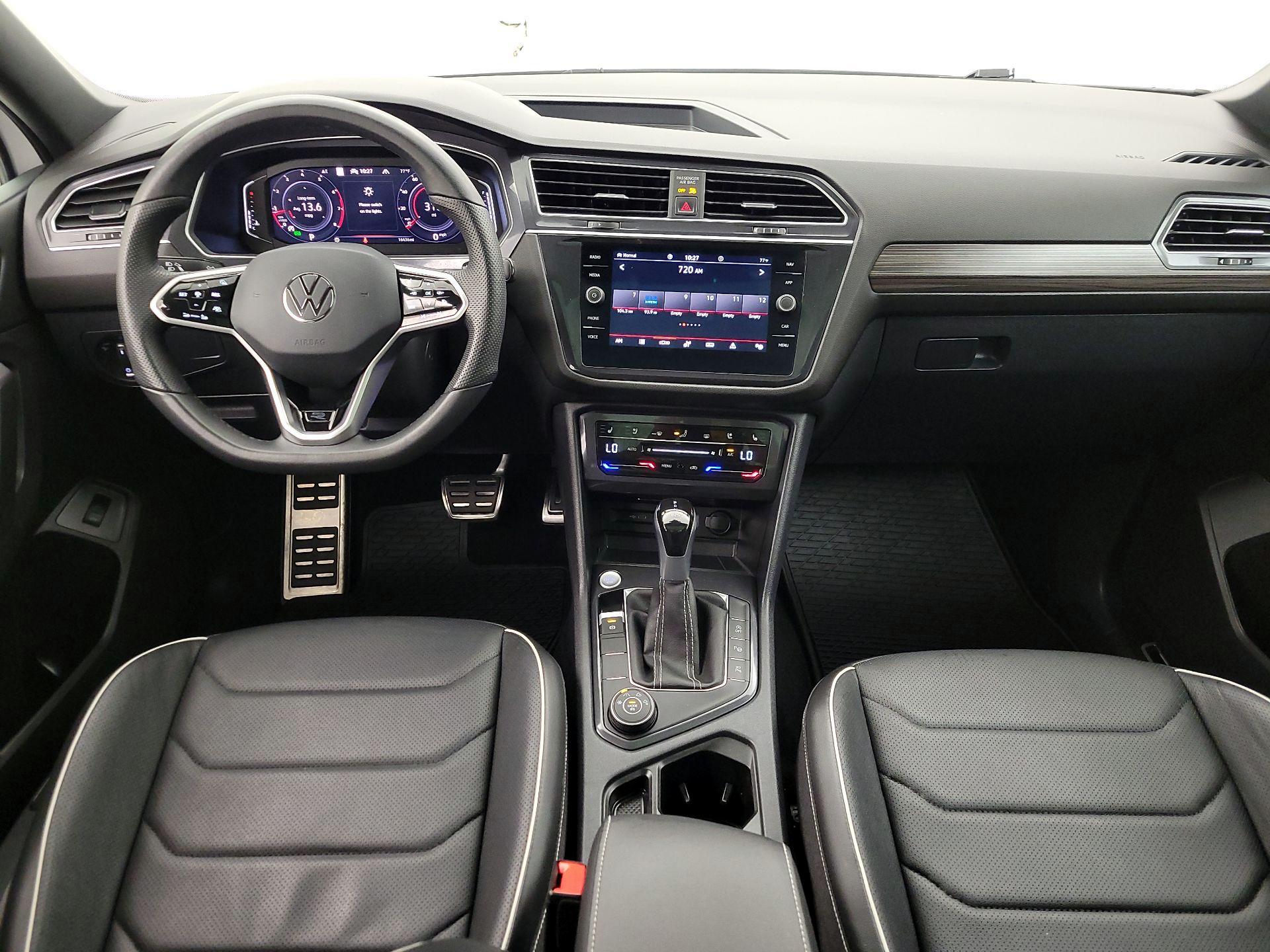 Thumbnail: 2024 Volkswagen Tiguan - 9