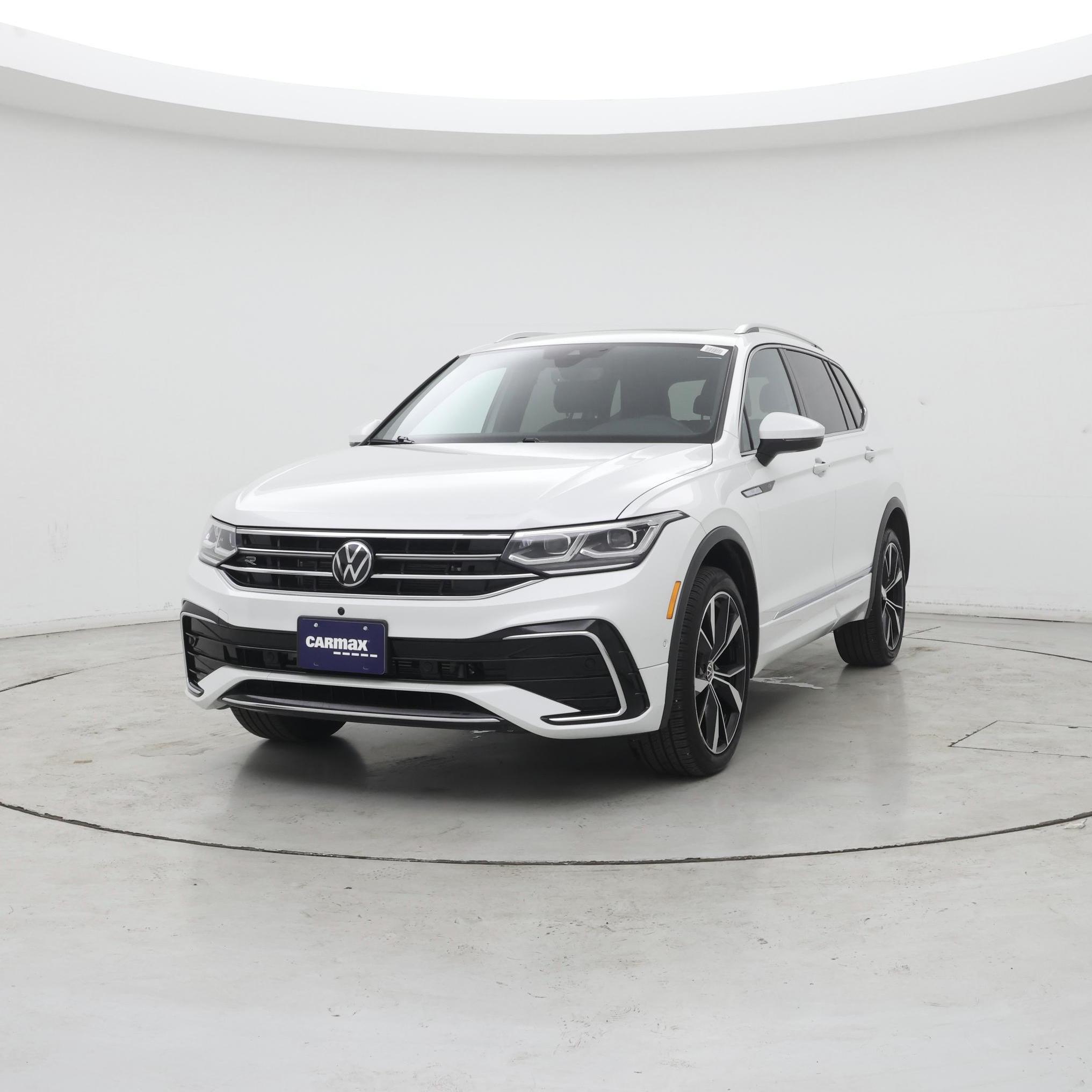 Thumbnail: 2024 Volkswagen Tiguan - 4