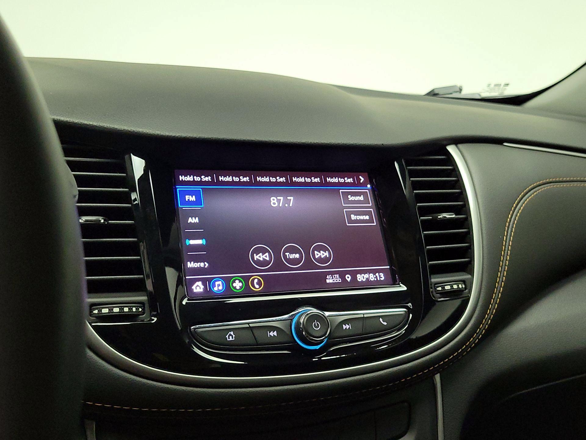 Thumbnail: 2021 Chevrolet Trax - 15