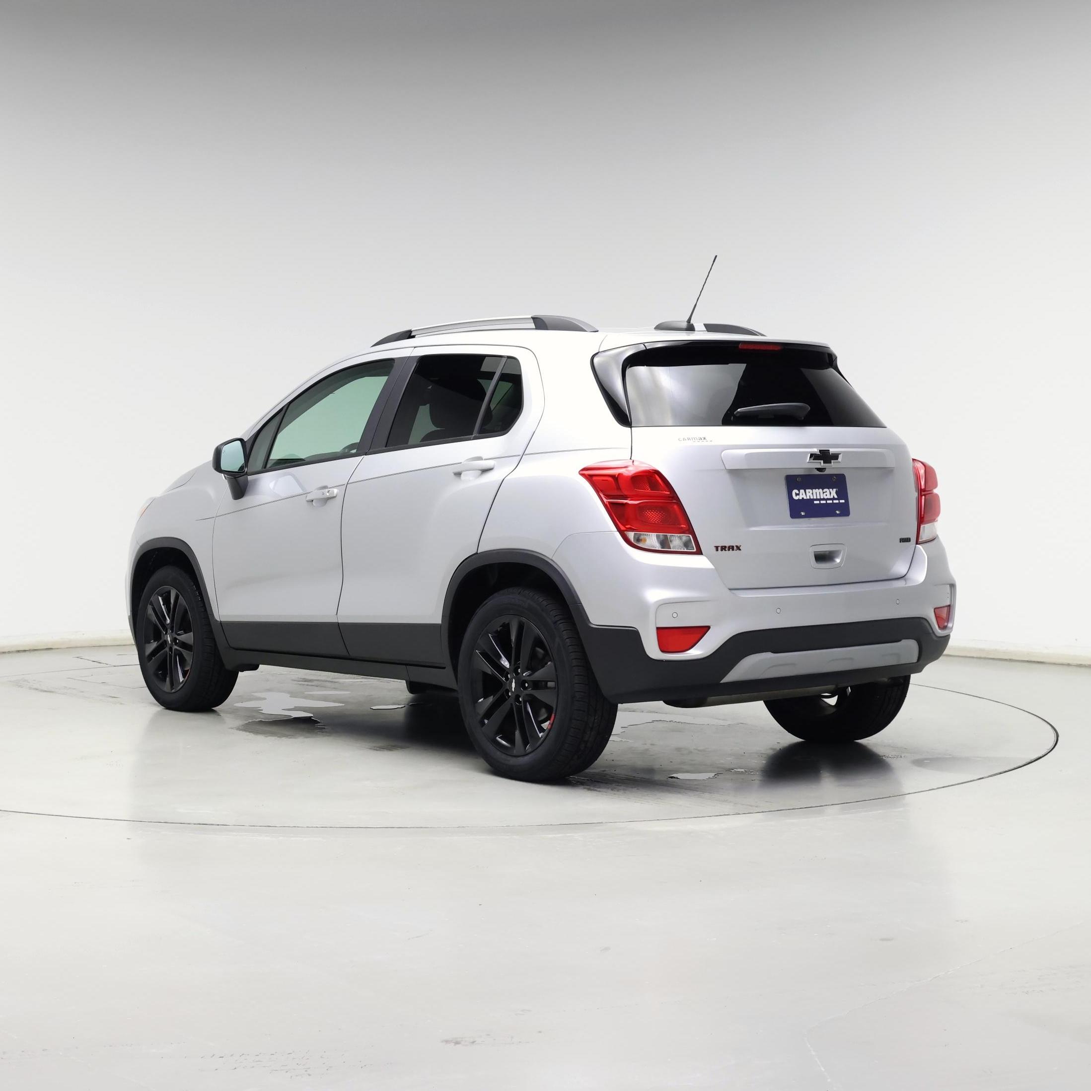 Thumbnail: 2021 Chevrolet Trax - 2