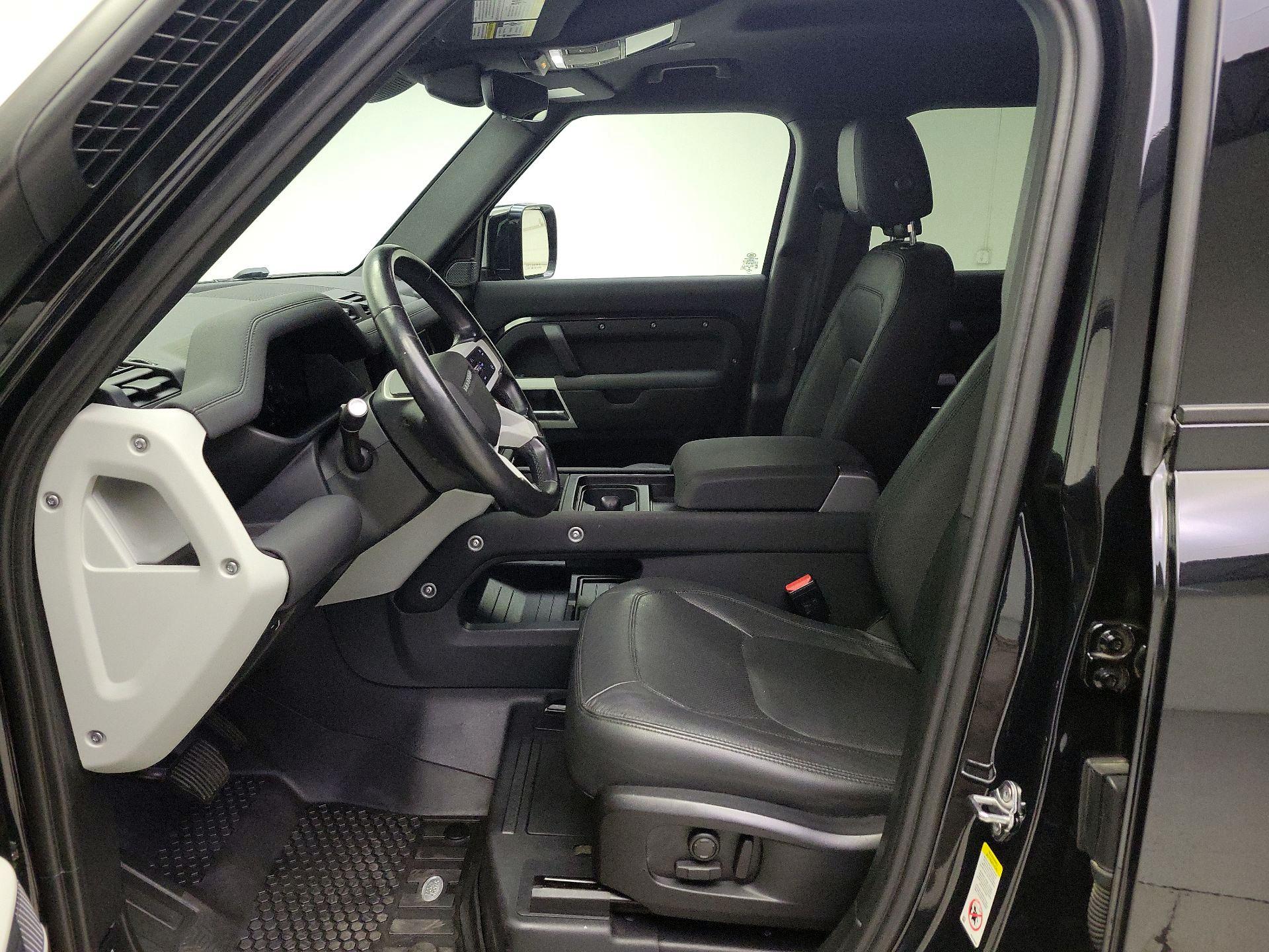 Thumbnail: 2023 Land Rover Defender - 11