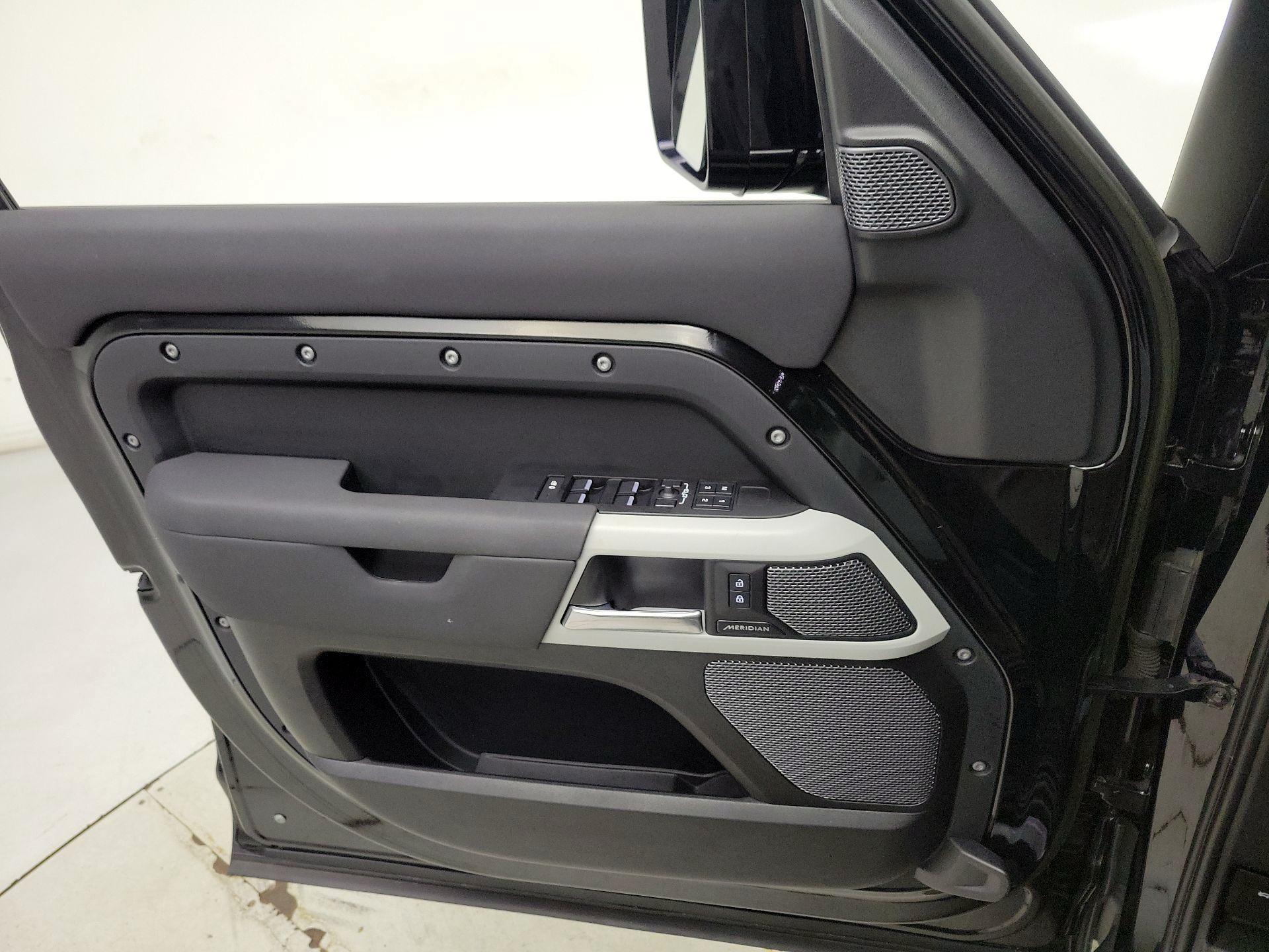 Thumbnail: 2023 Land Rover Defender - 12