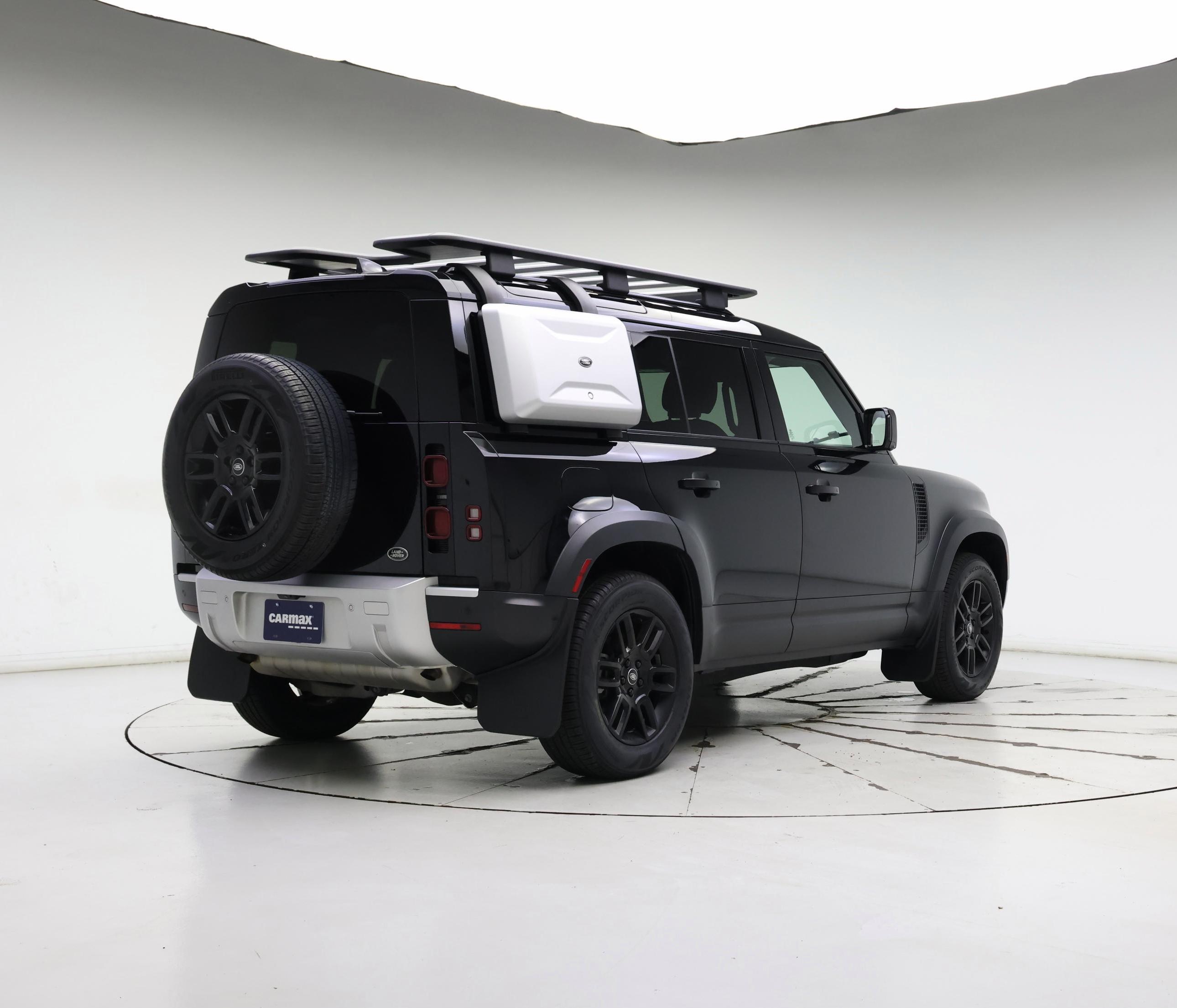 Thumbnail: 2023 Land Rover Defender - 8