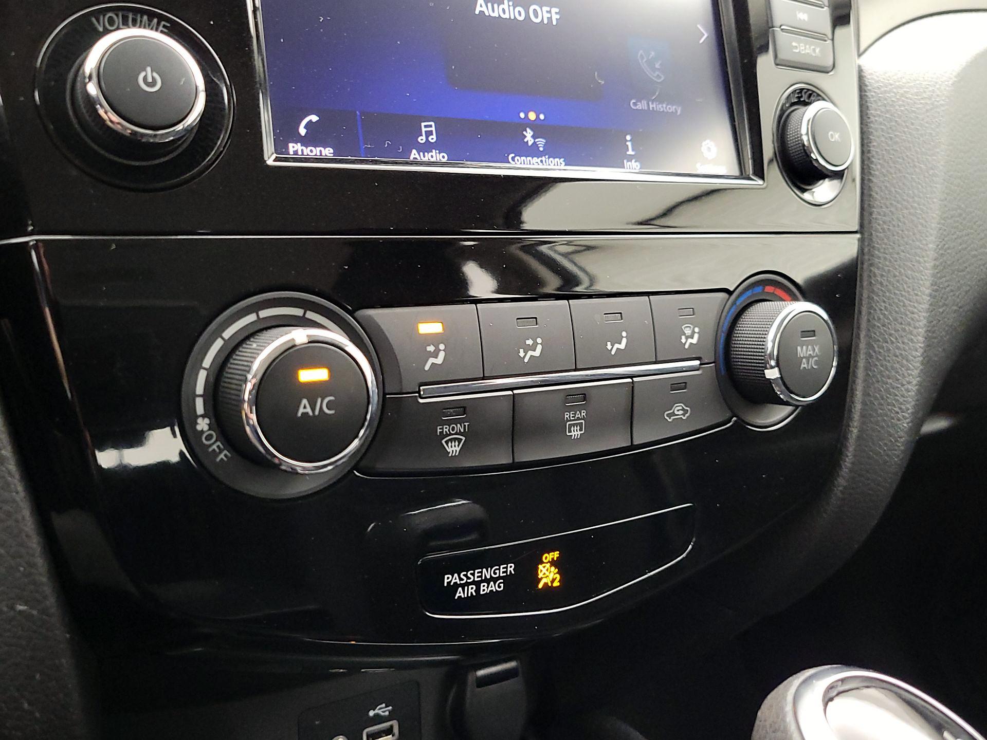 Thumbnail: 2019 Nissan Rogue Sport - 16