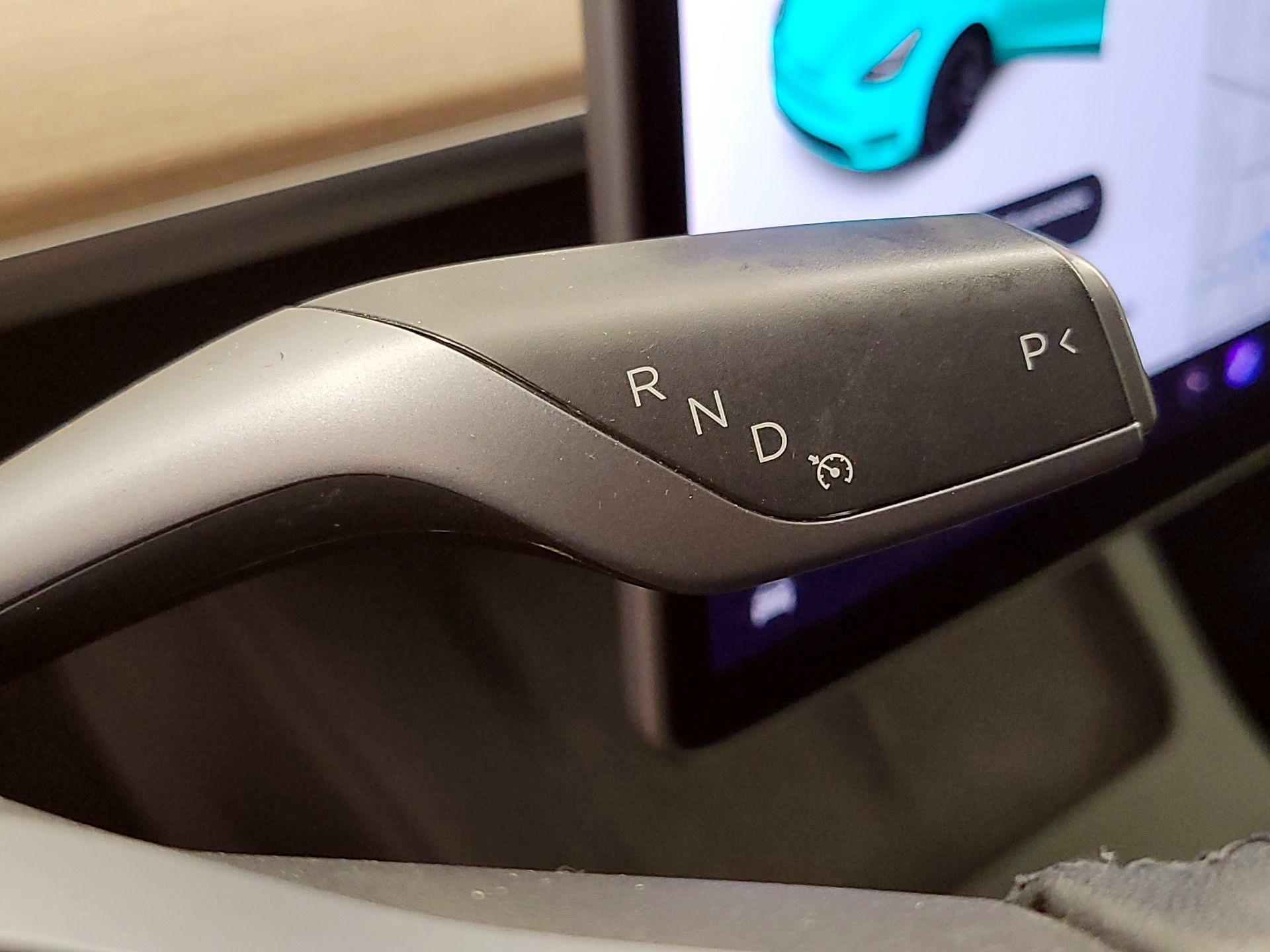 Thumbnail: 2022 Tesla Model Y - 17