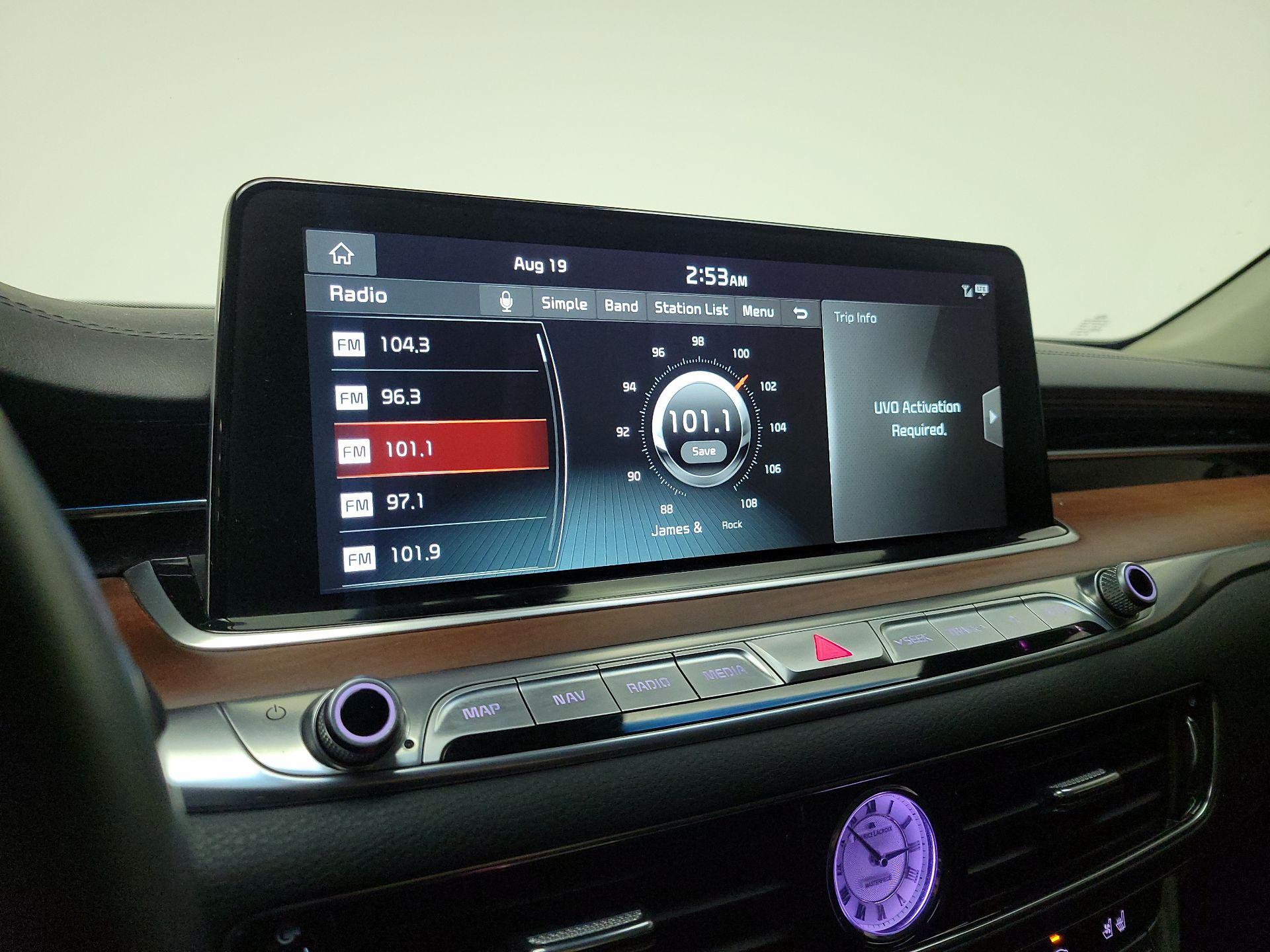 Thumbnail: 2019 Kia K900 - 16